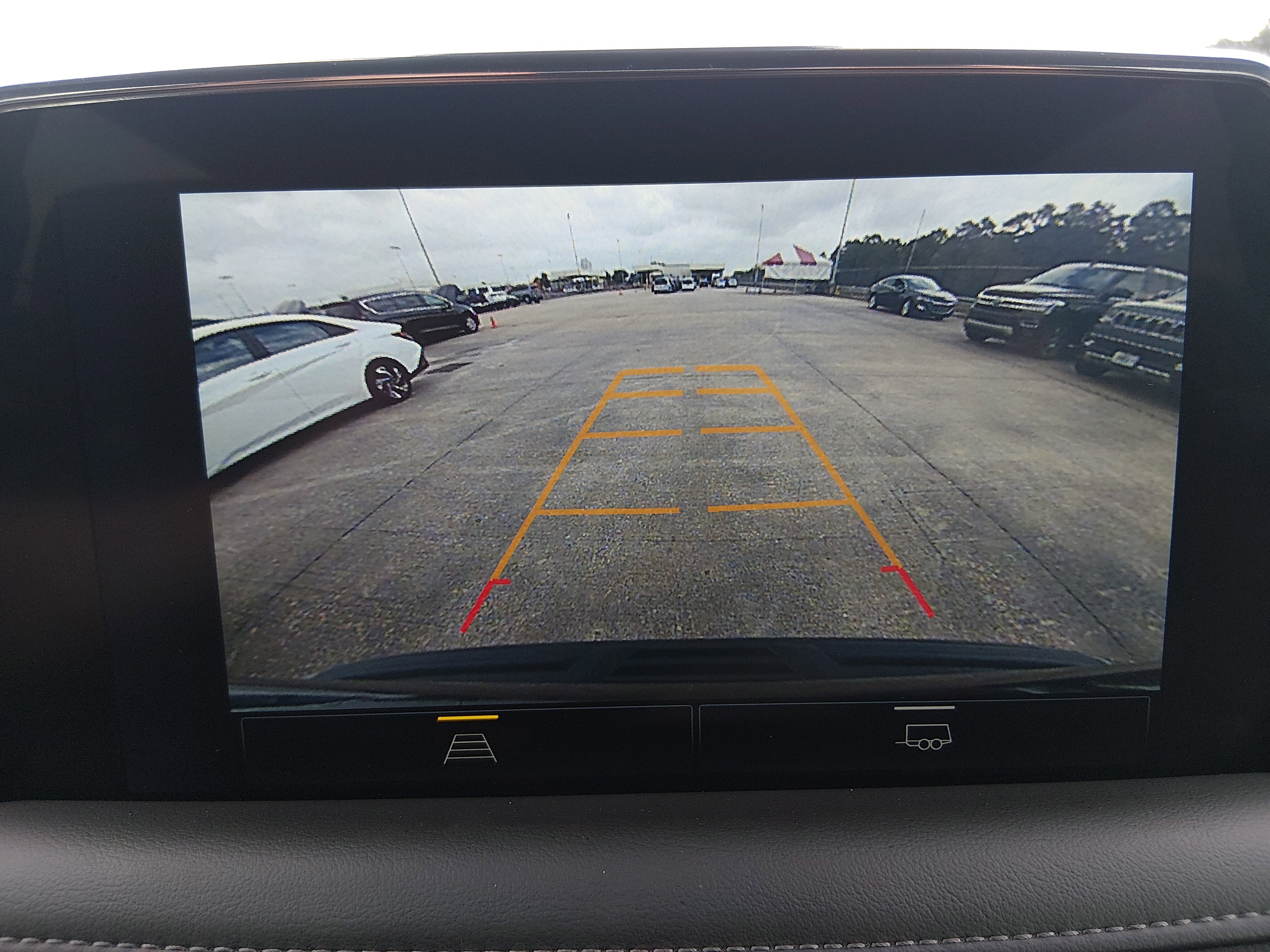 2024 Chevrolet Suburban LT - Photo 17