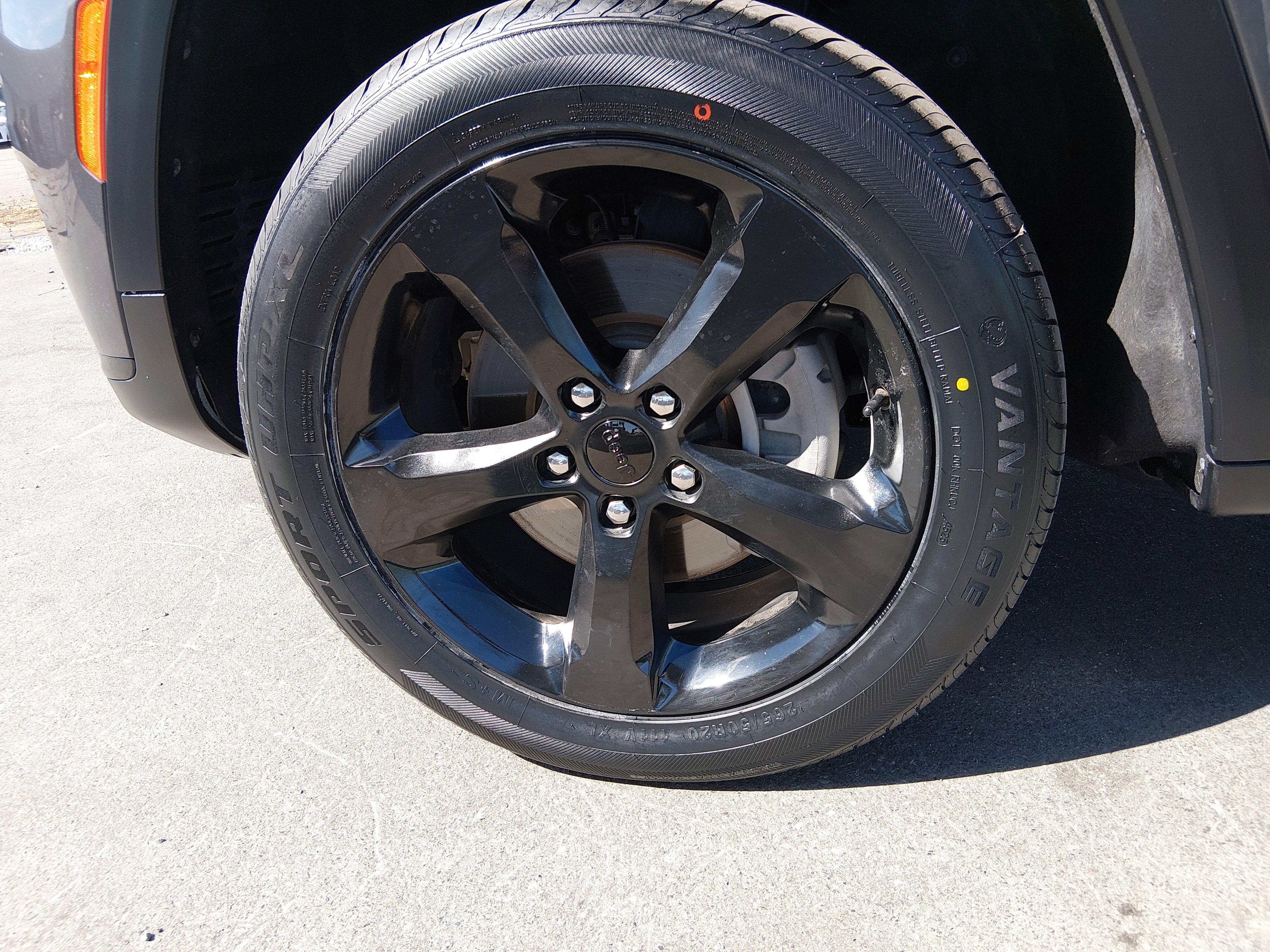 2023 Jeep Grand Cherokee L Altitude - Photo 10