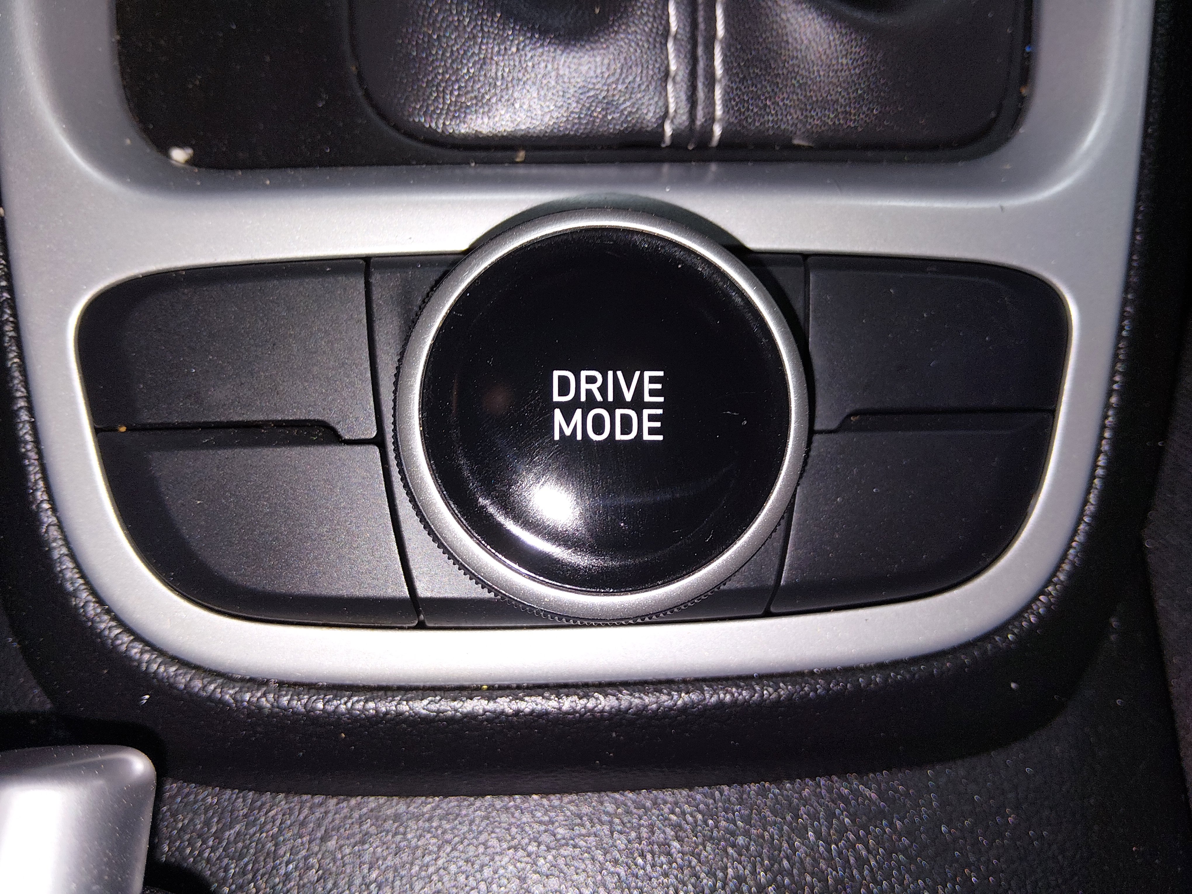 2025 Hyundai Venue SEL - Photo 19