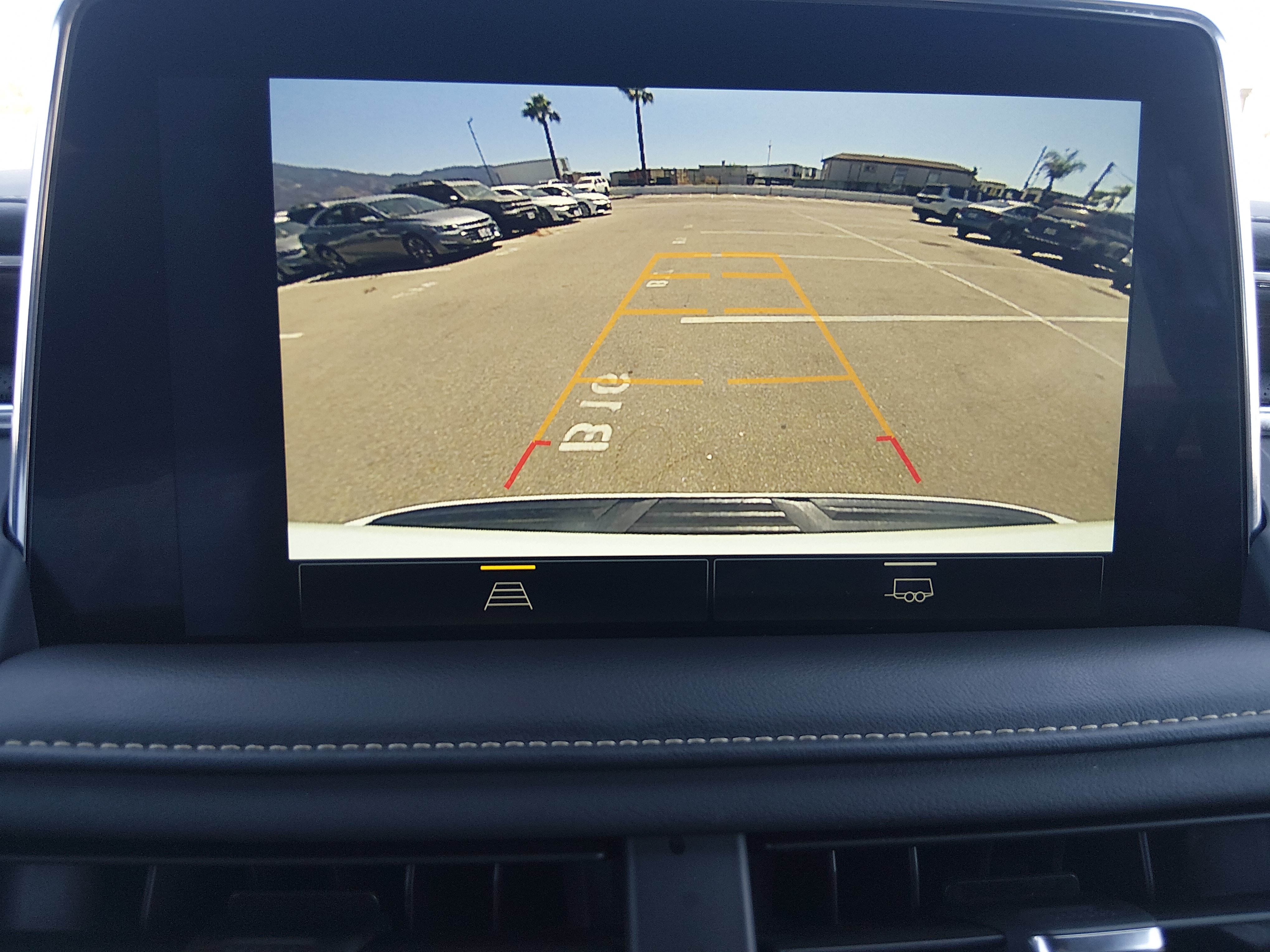 2024 Chevrolet Suburban Premier - Photo 17