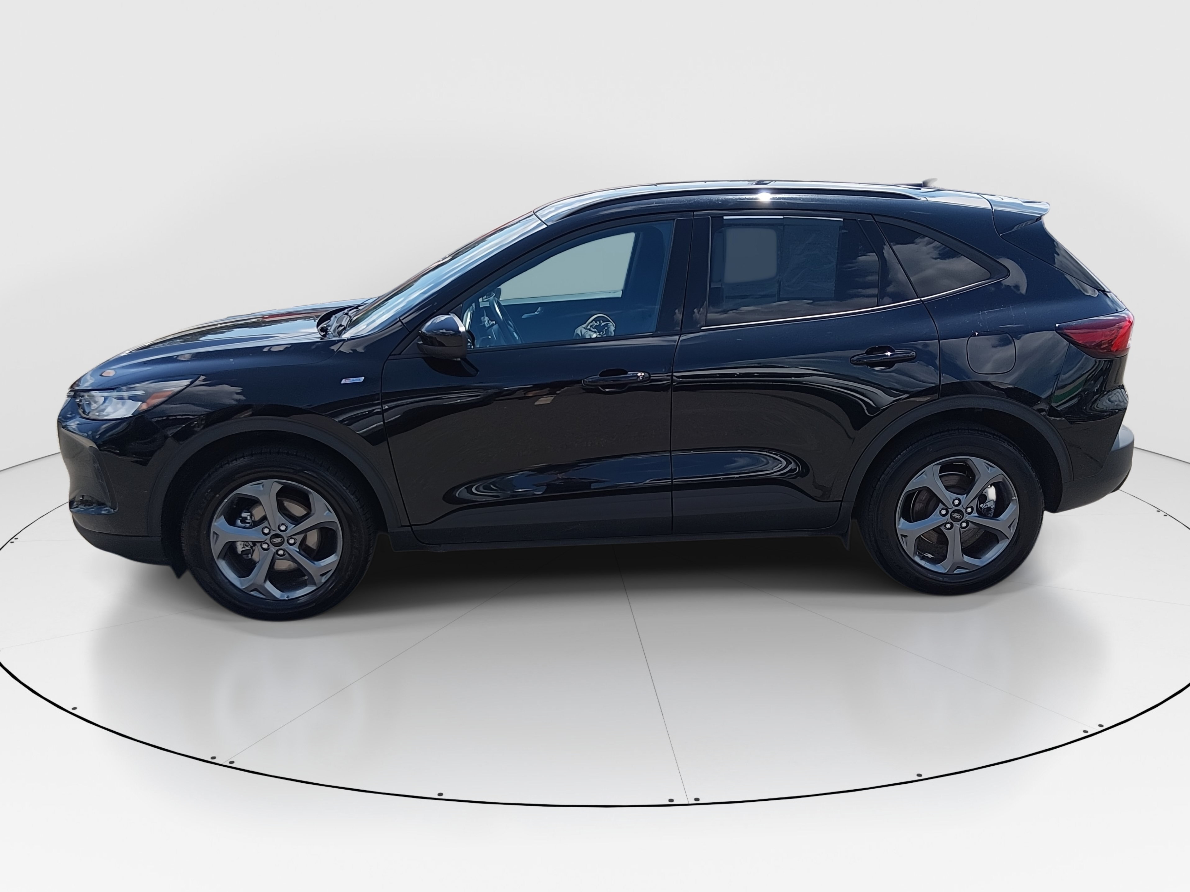 2025 Ford Escape ST-Line Select - Photo 4