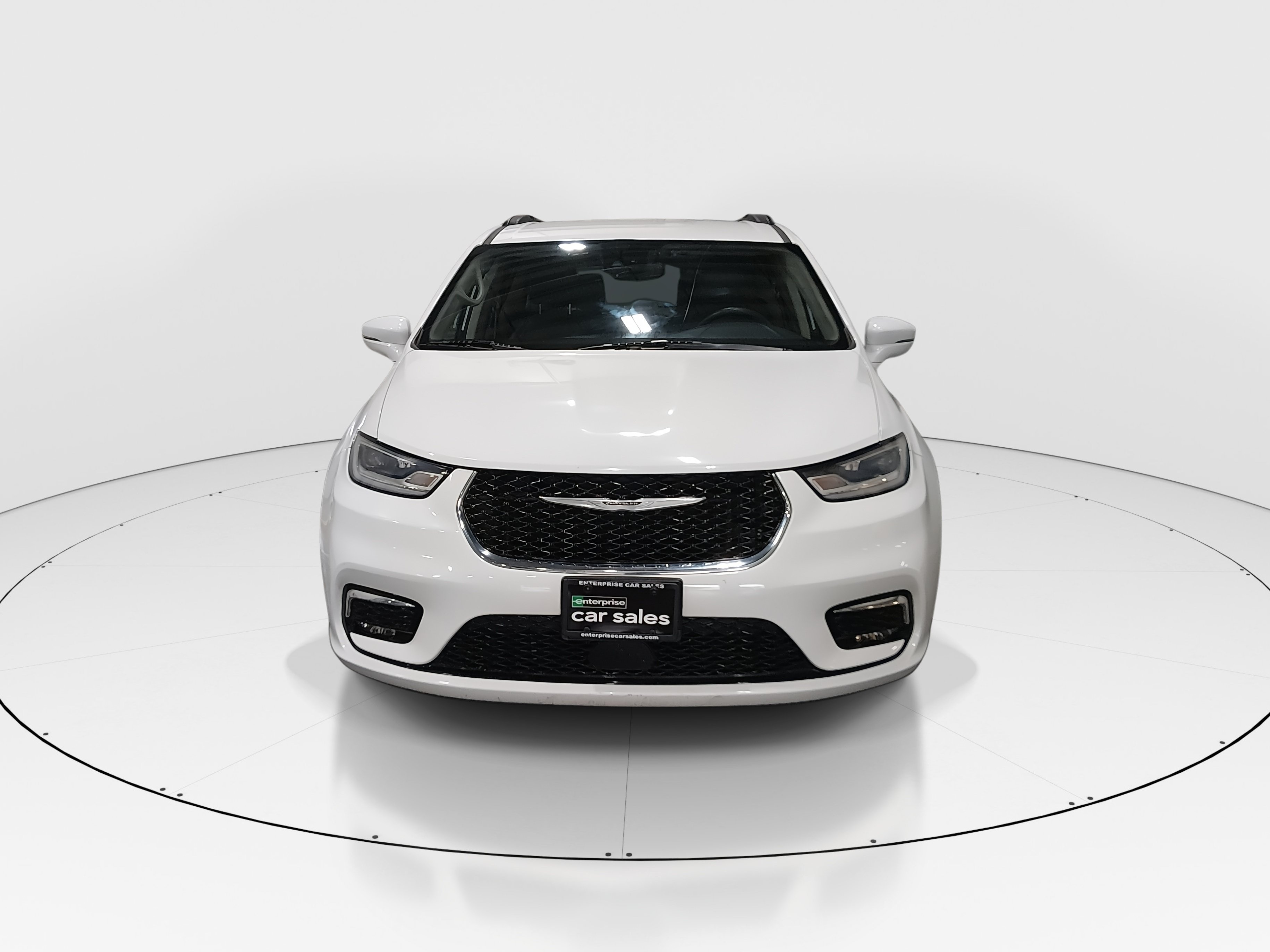 2022 Chrysler Pacifica Touring L - Photo 2