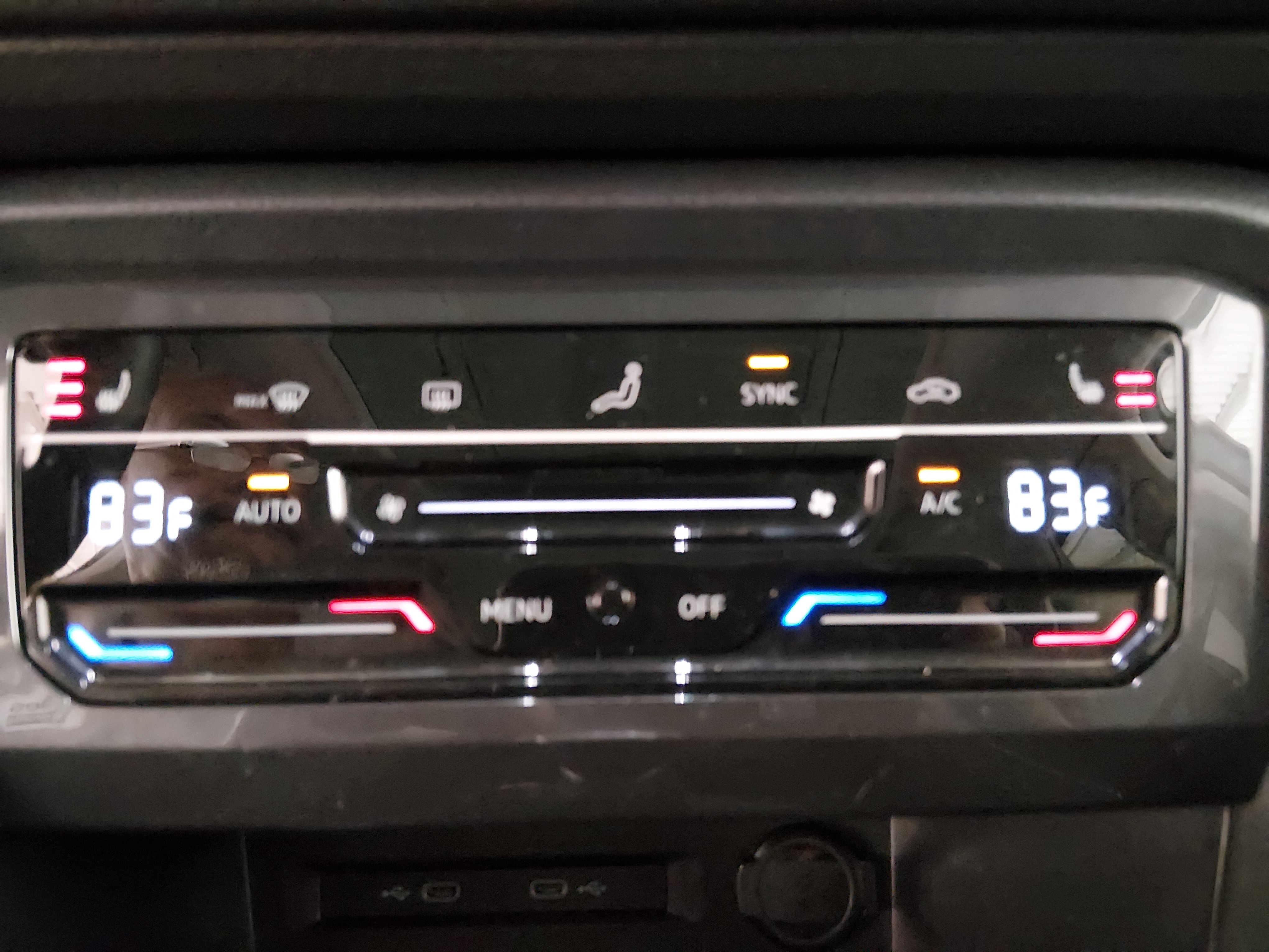 2022 Volkswagen Tiguan SE - Photo 17