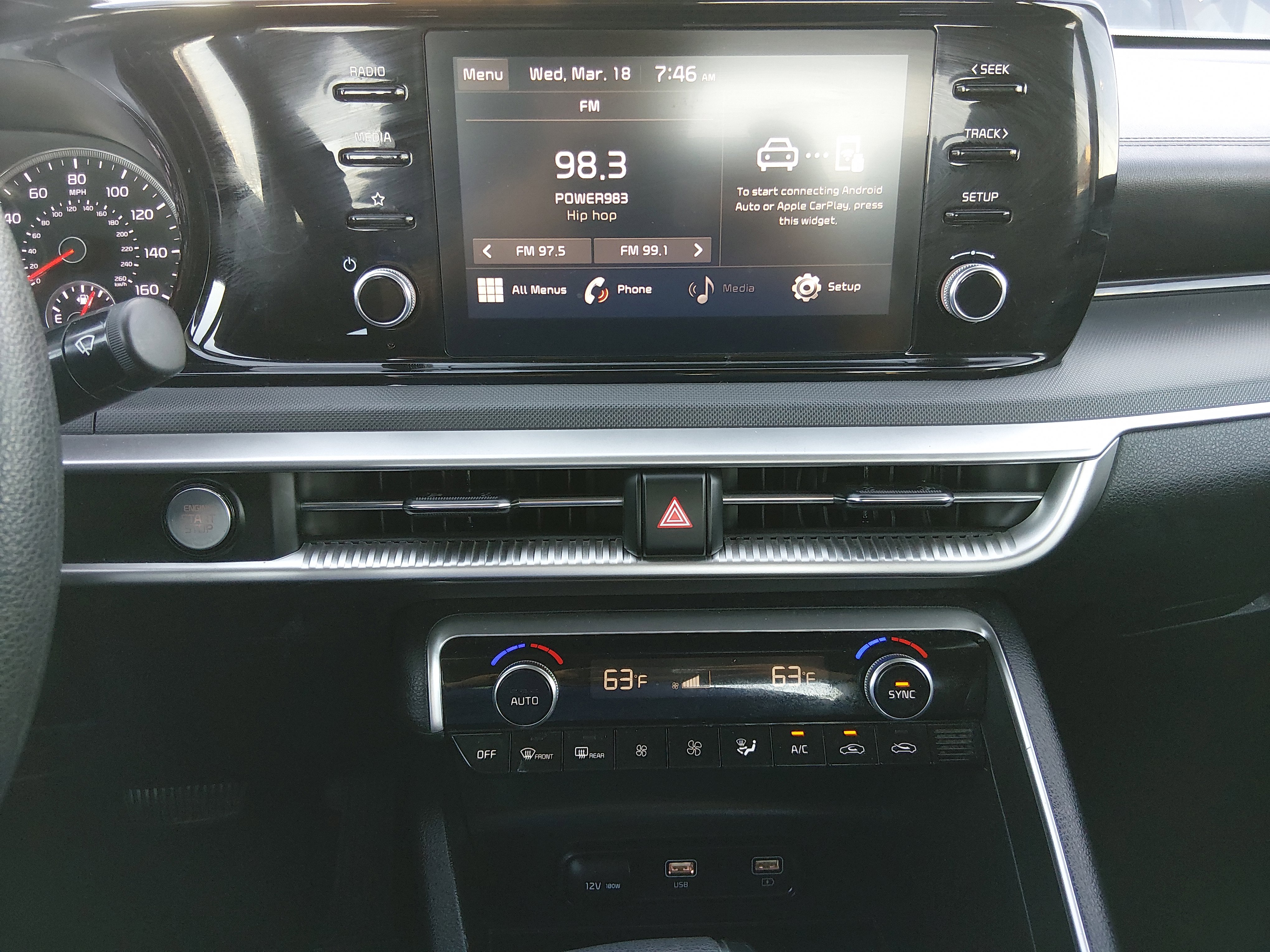 2024 Kia K5 LXS - Photo 19