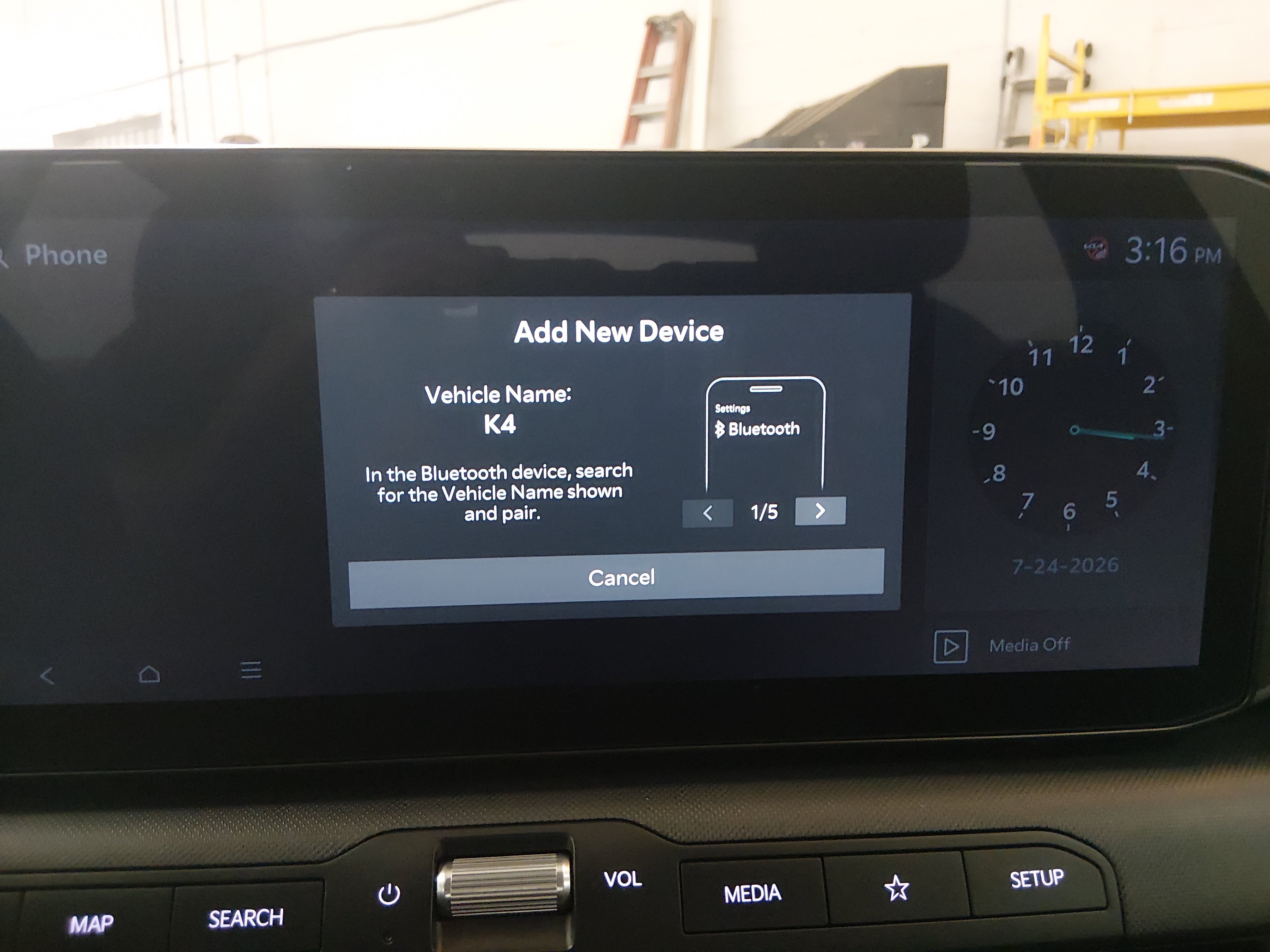2025 Kia K4 LXS - Photo 18