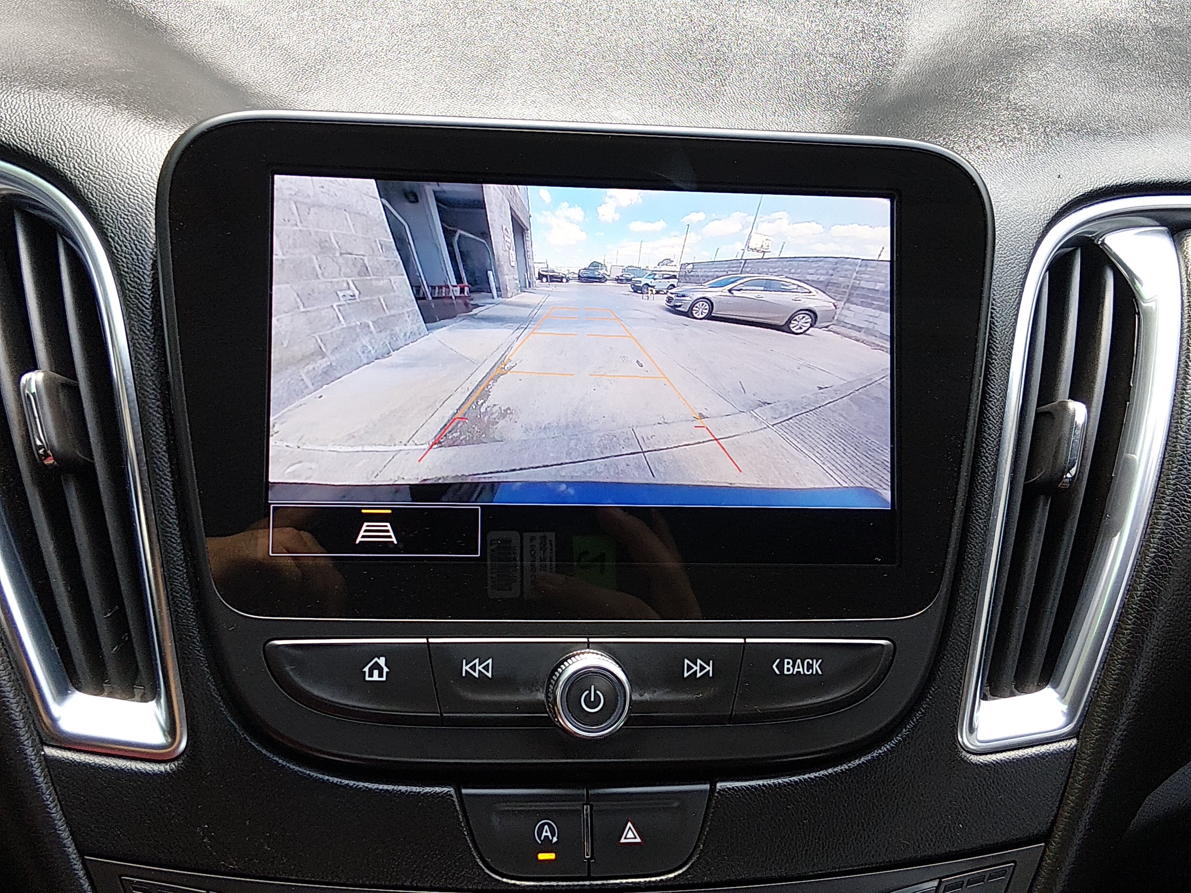 2024 Chevrolet Malibu 2LT - Photo 15