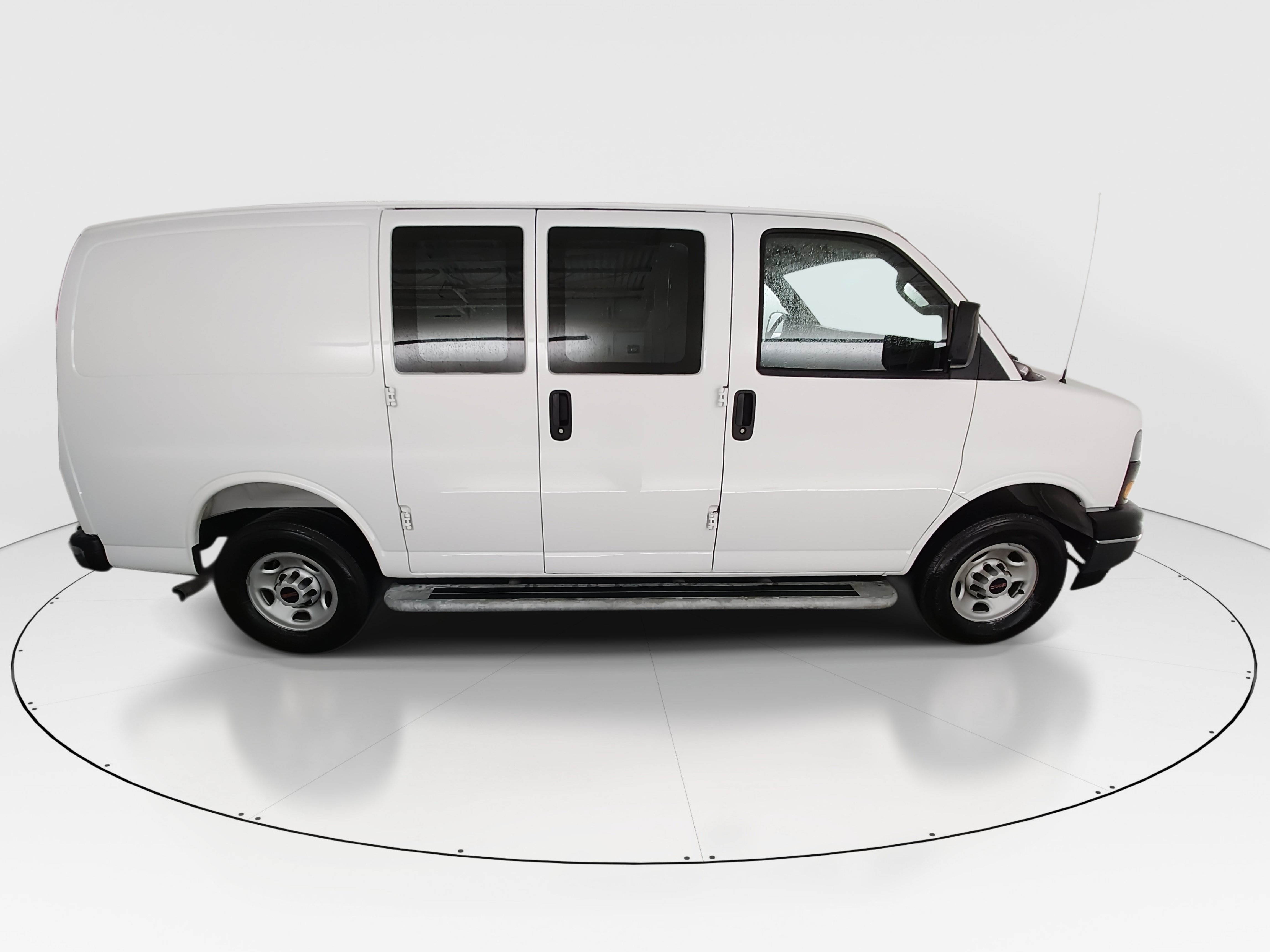 2025 GMC Savana Cargo Work Van - Photo 8