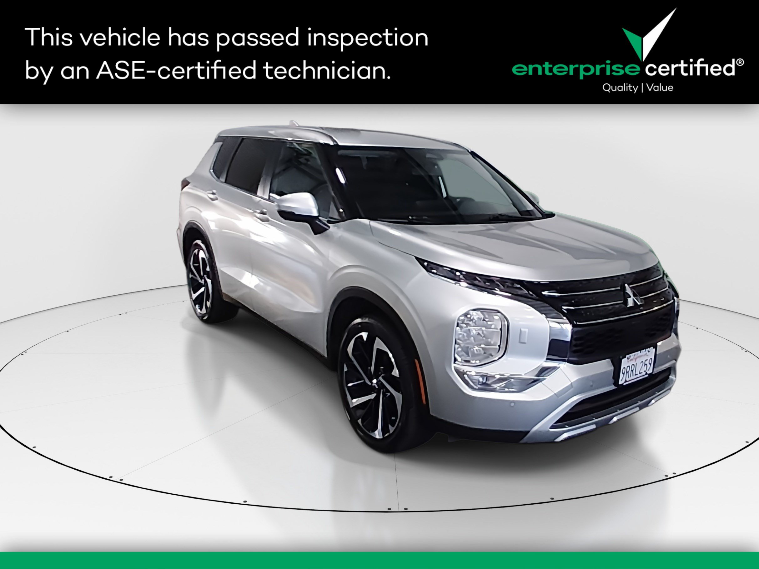 2024 Mitsubishi Outlander SE