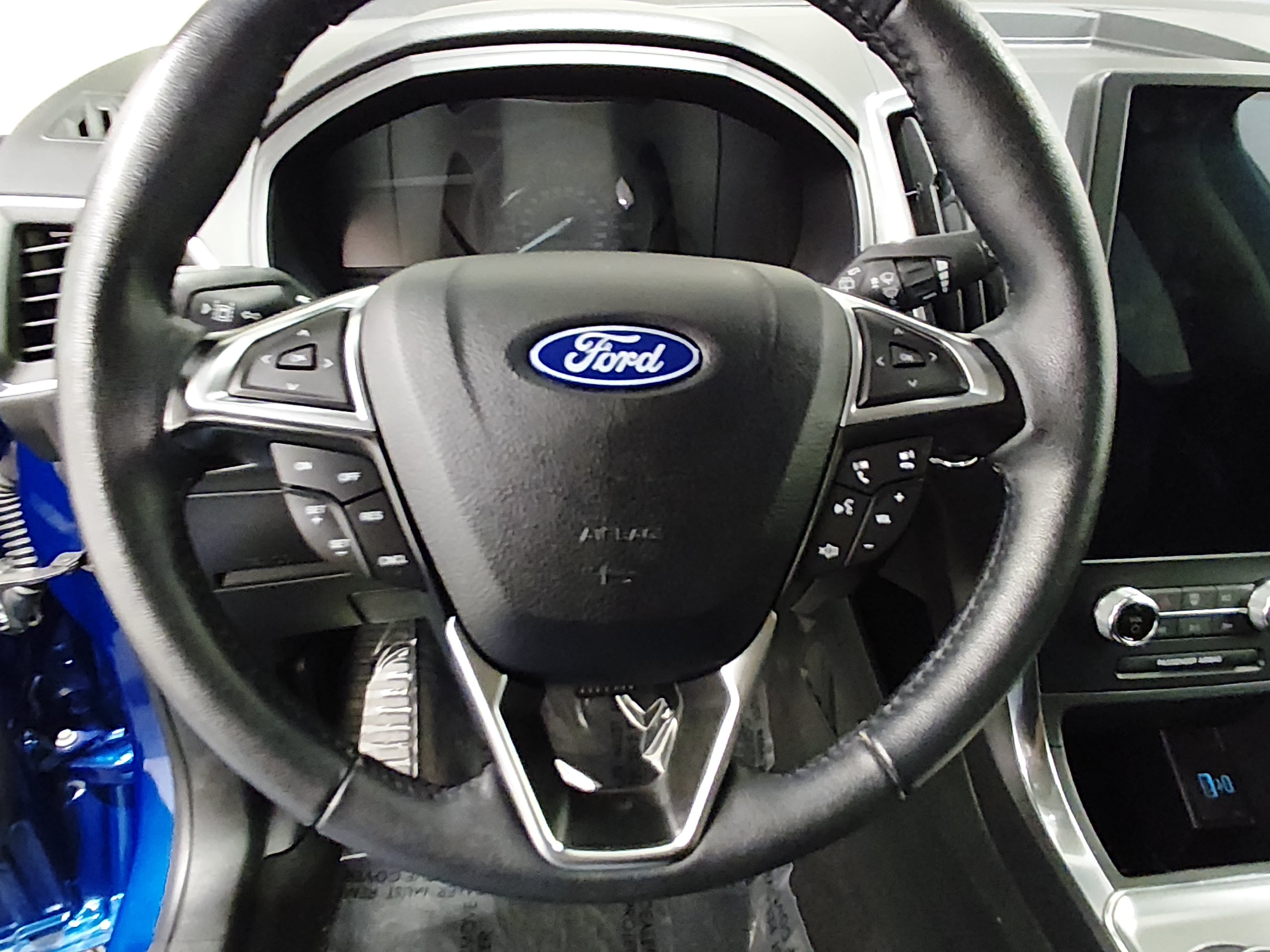 2024 Ford Edge Titanium - Photo 12