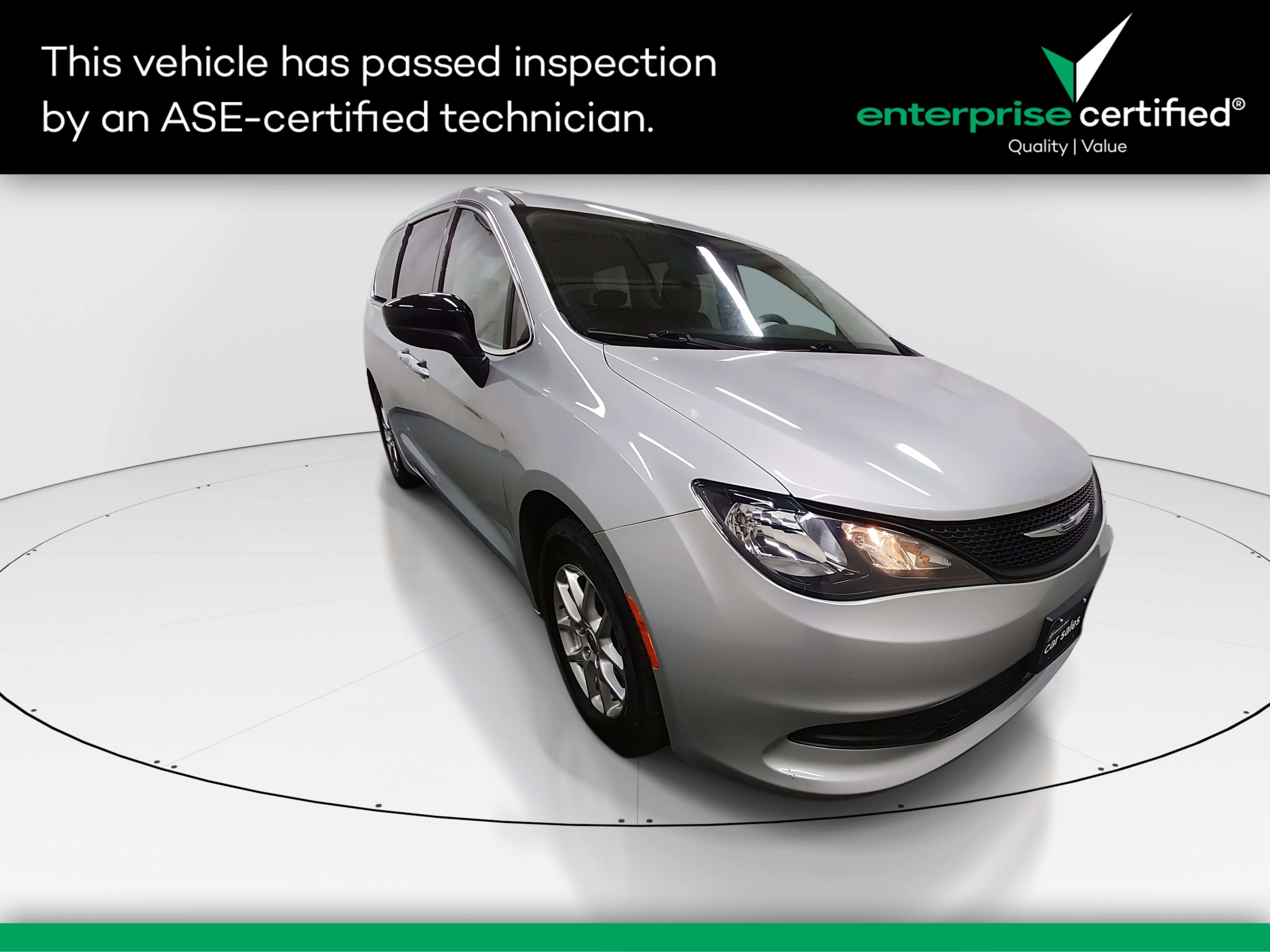 2024 Chrysler Voyager