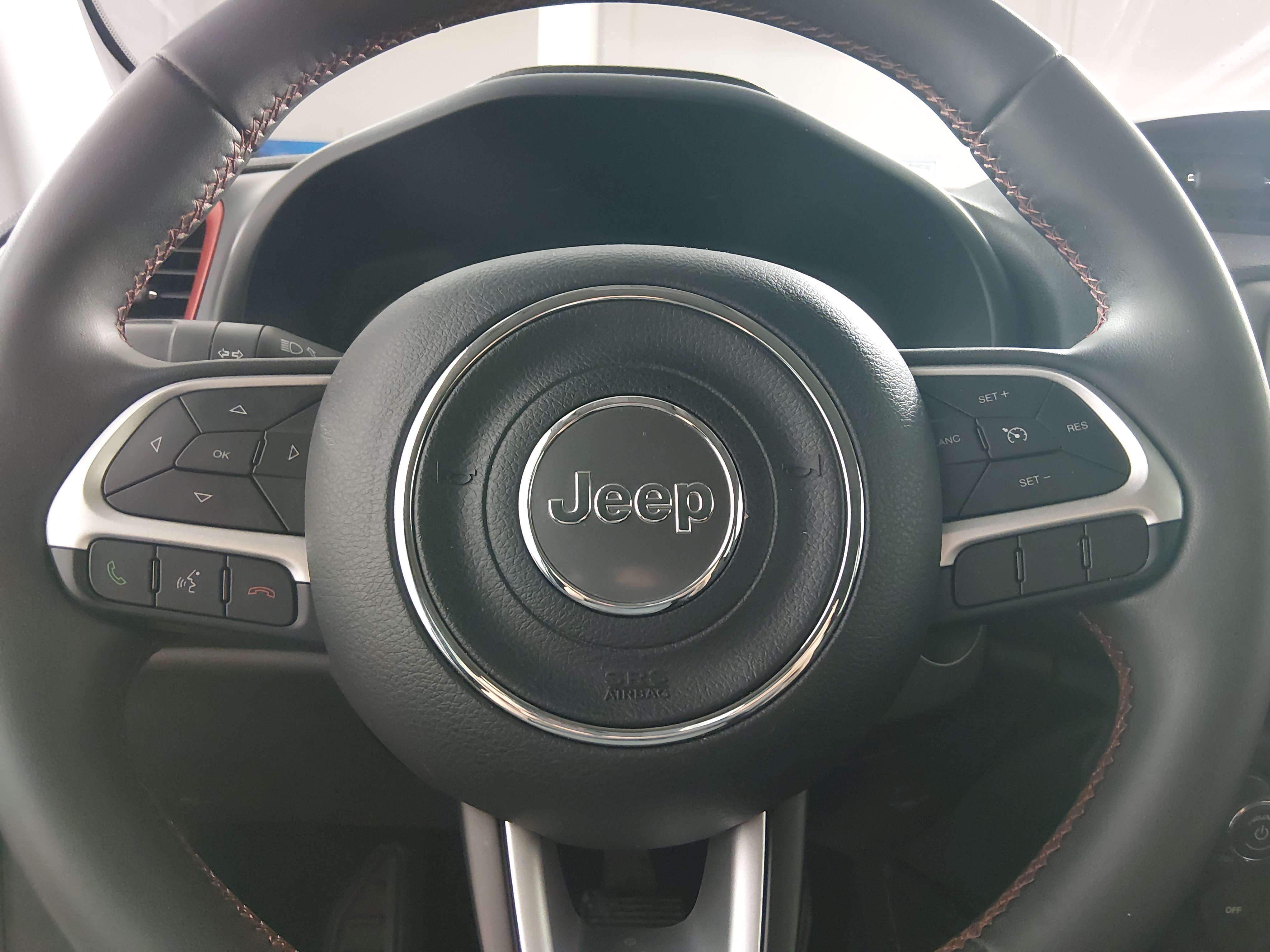 2023 Jeep Renegade Trailhawk - Photo 12