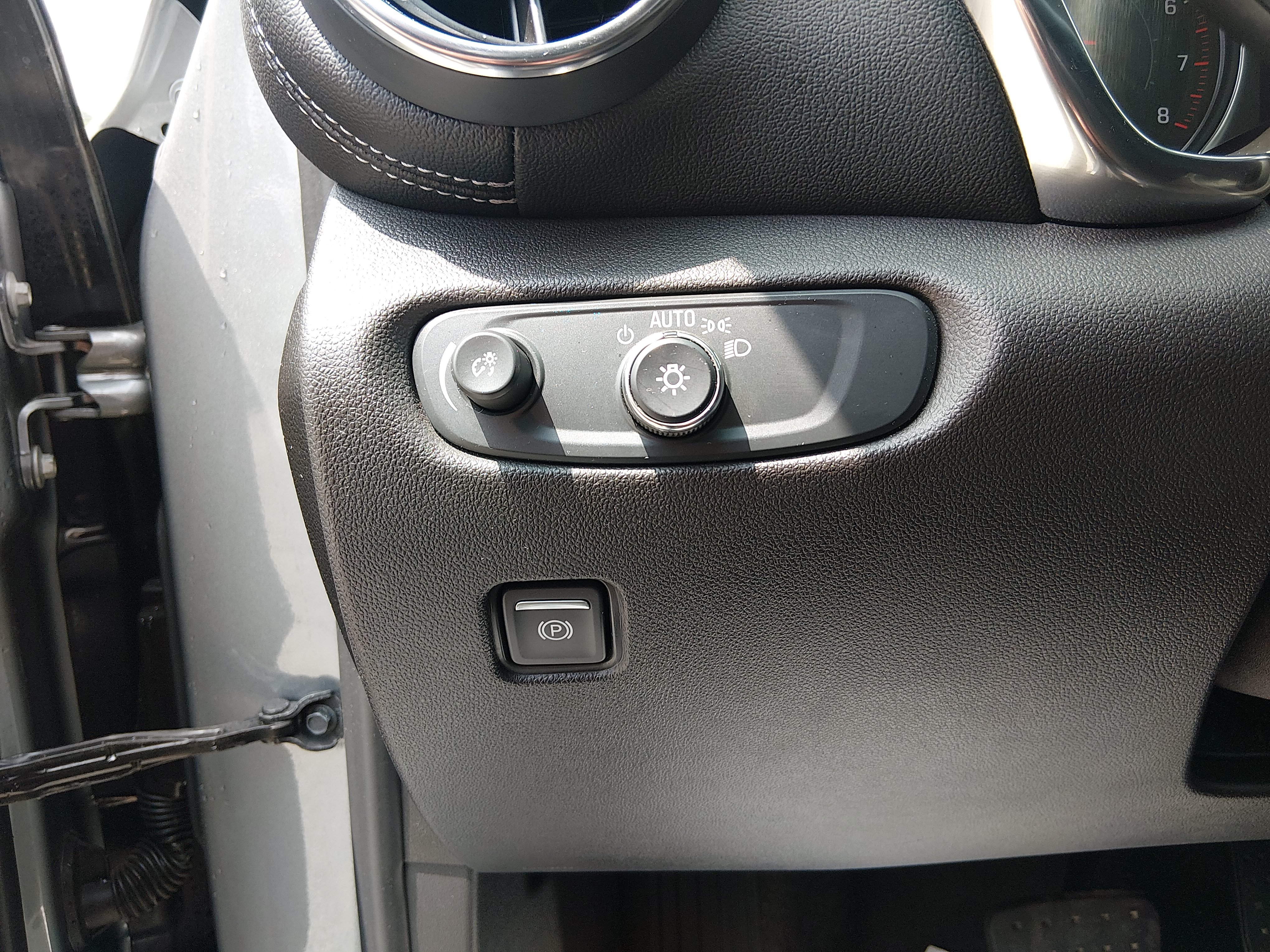 2025 Chevrolet Blazer 2LT - Photo 13