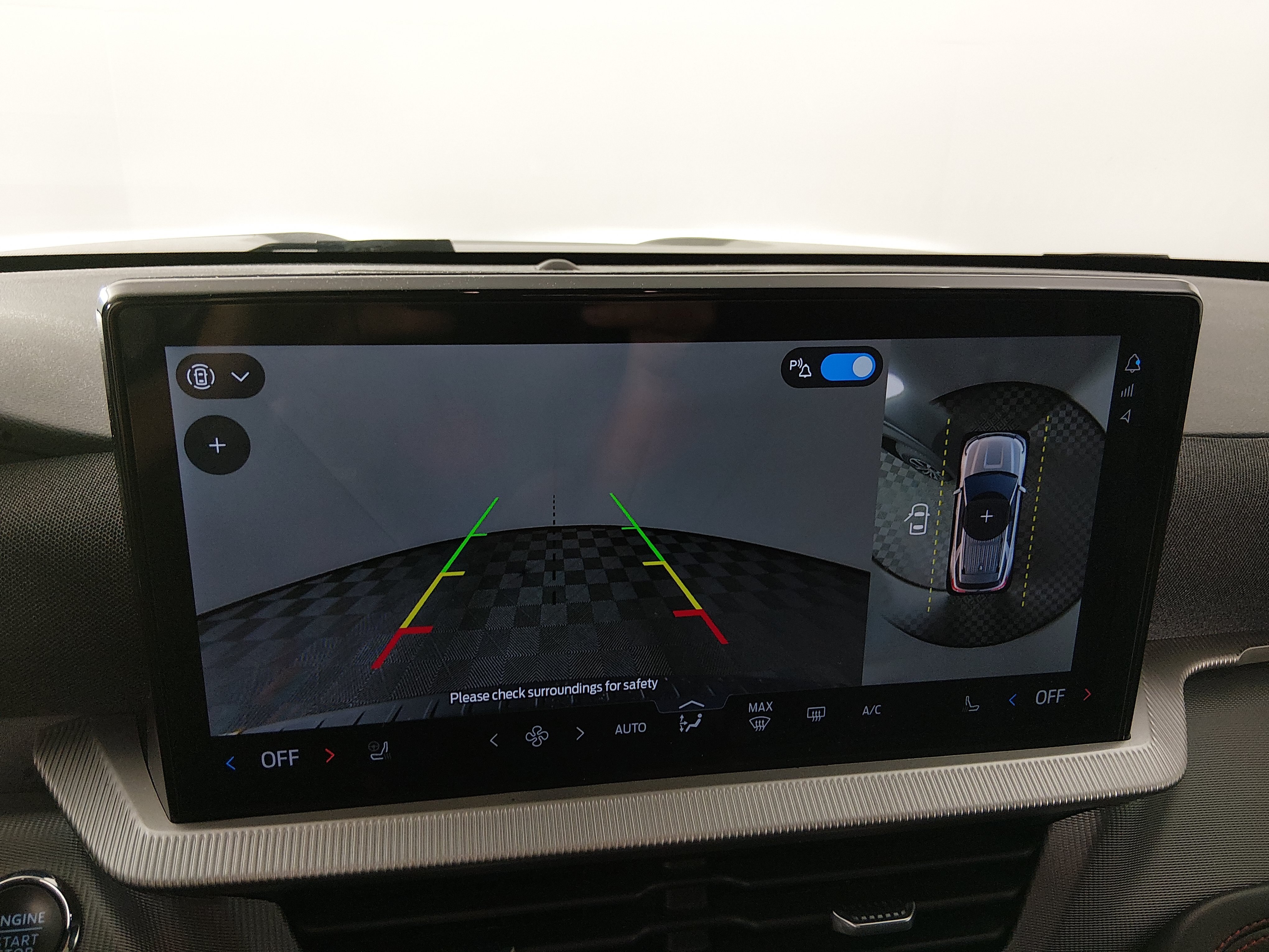 2025 Ford Explorer ST-LINE - Photo 17