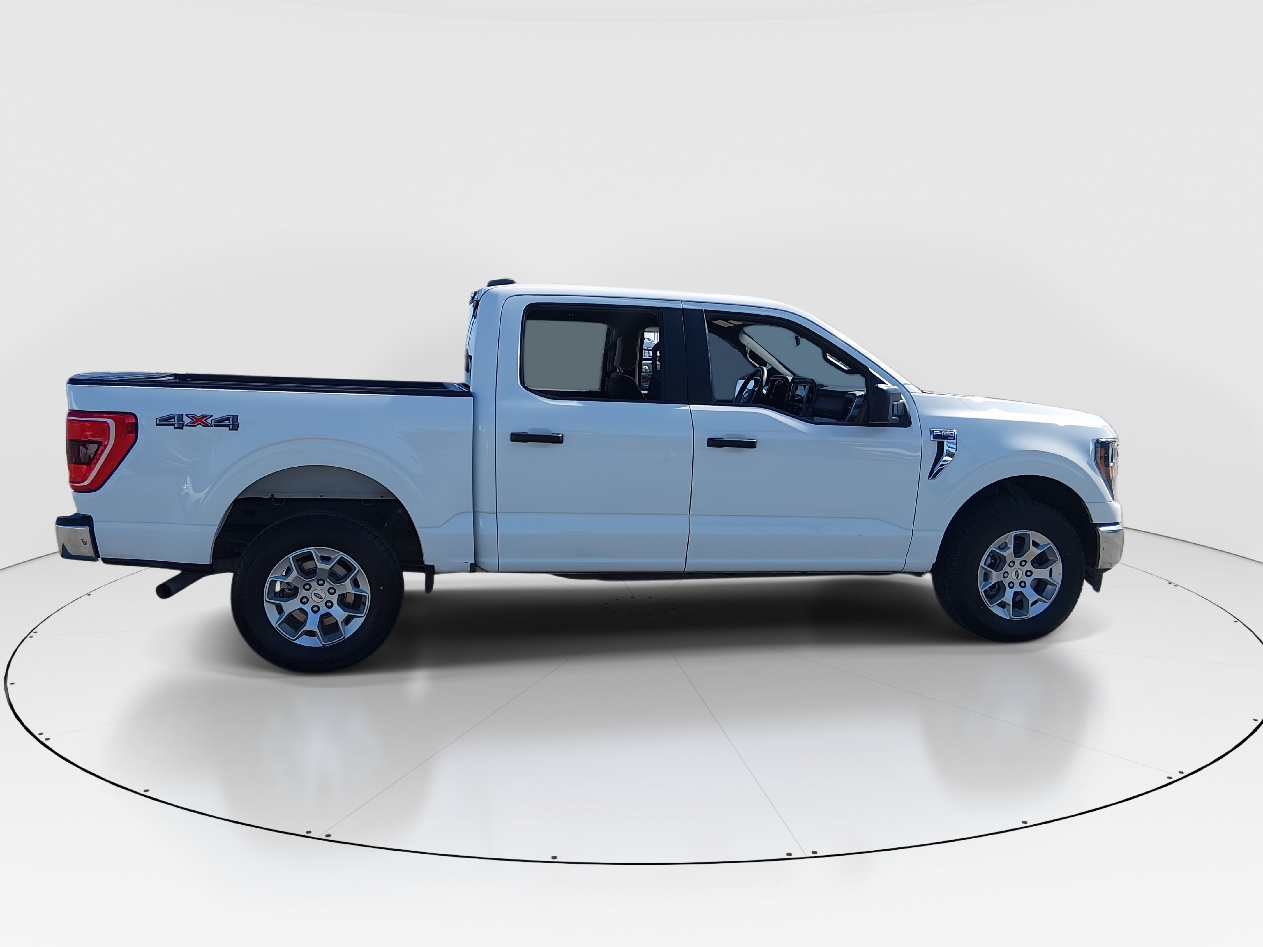2023 Ford F-150 XLT - Photo 8
