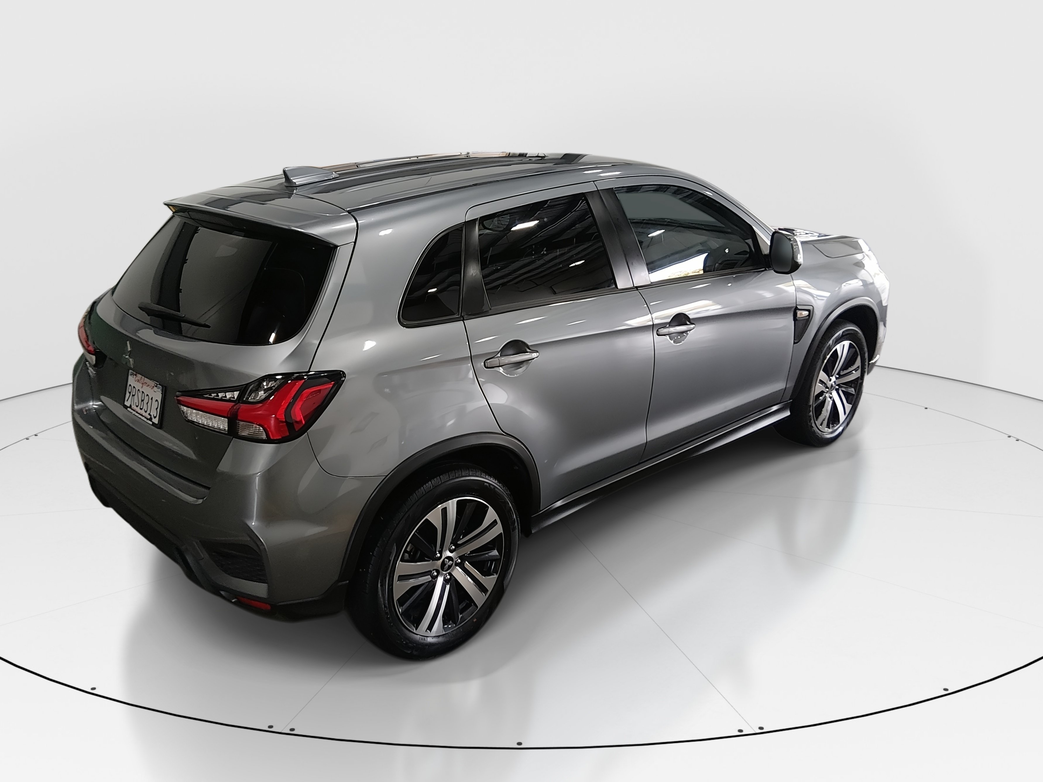 2025 Mitsubishi Outlander Sport ES - Photo 7