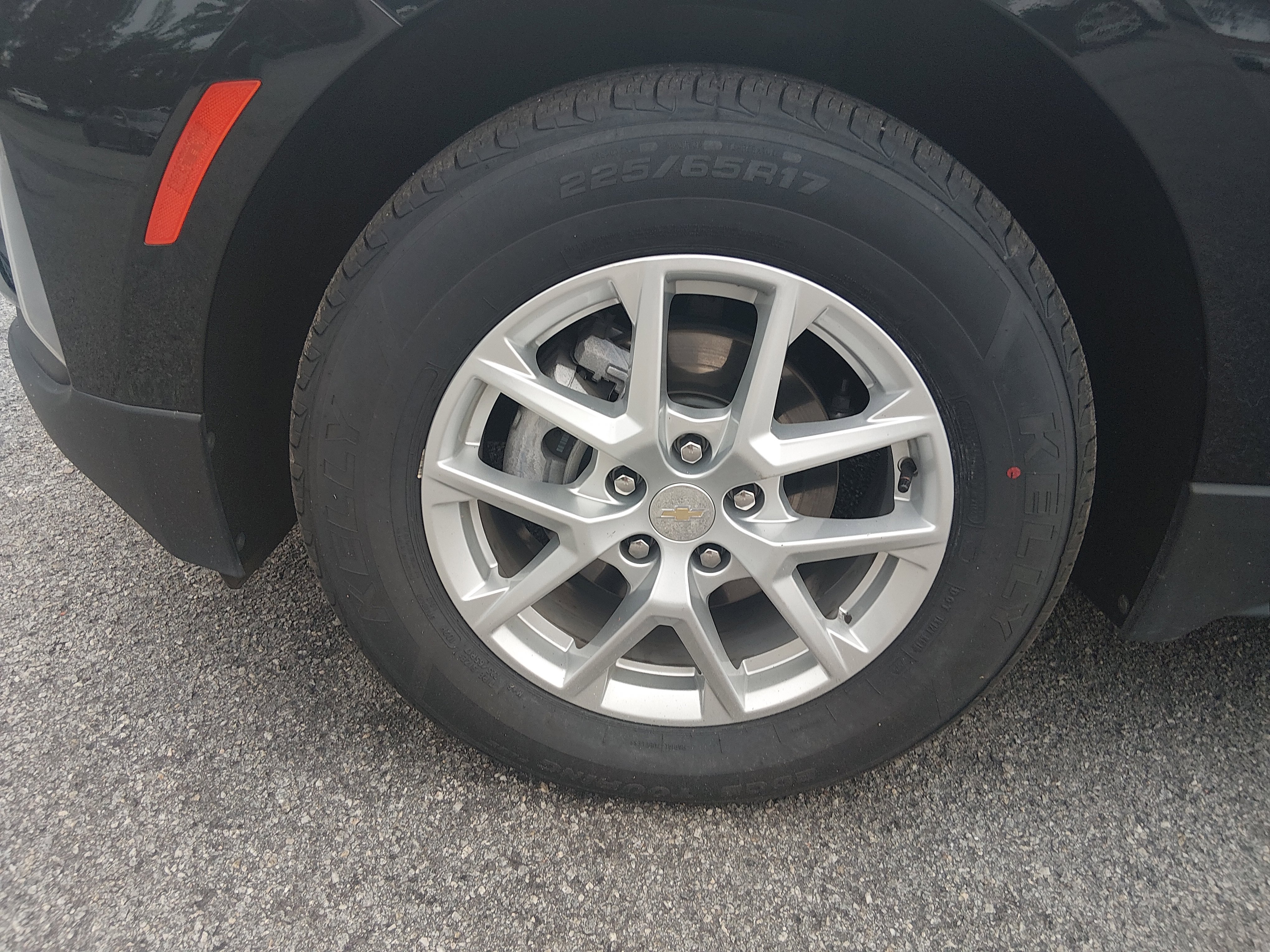 2024 Chevrolet Equinox LT - Photo 10