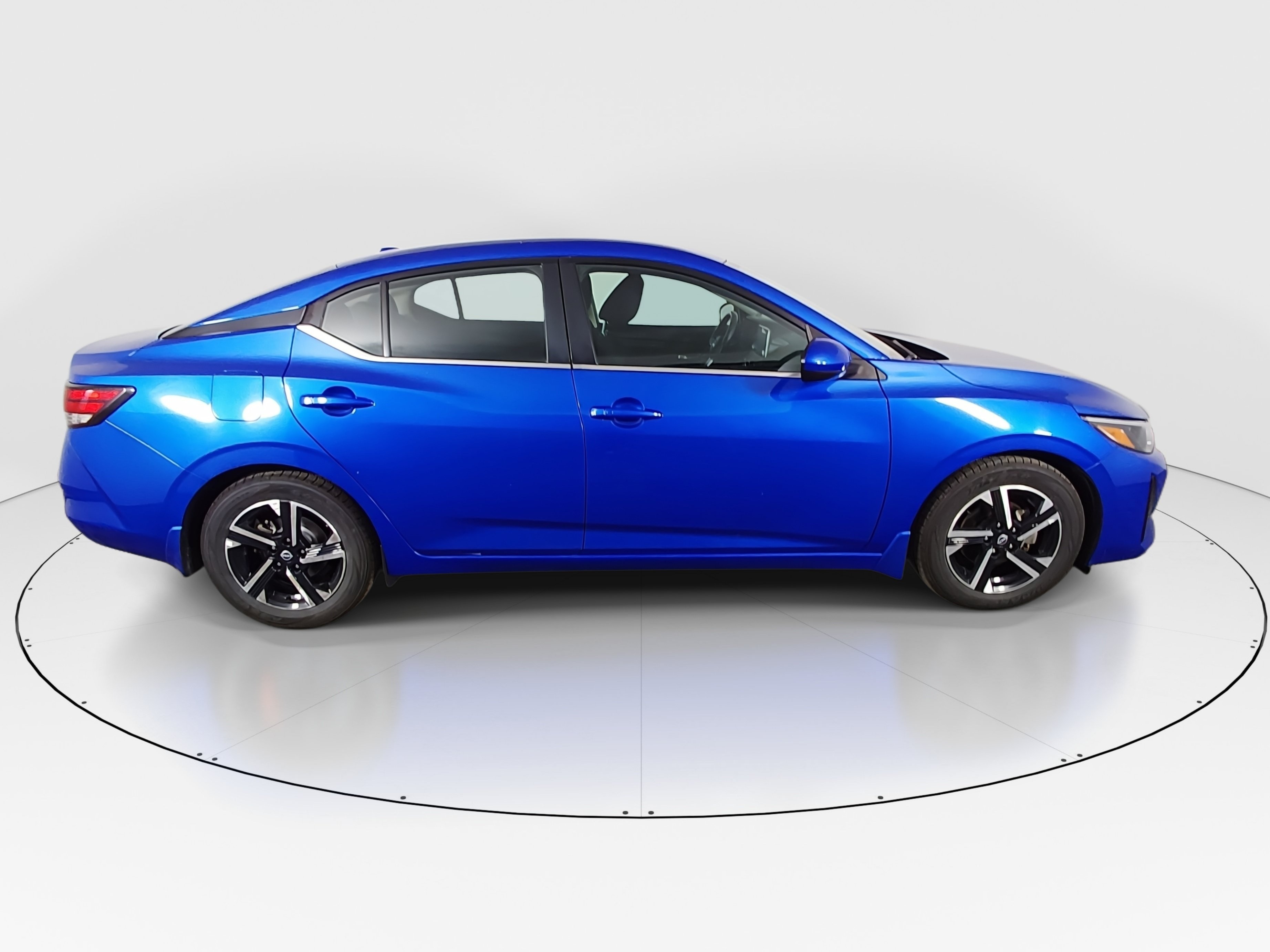2024 Nissan Sentra SV - Photo 8