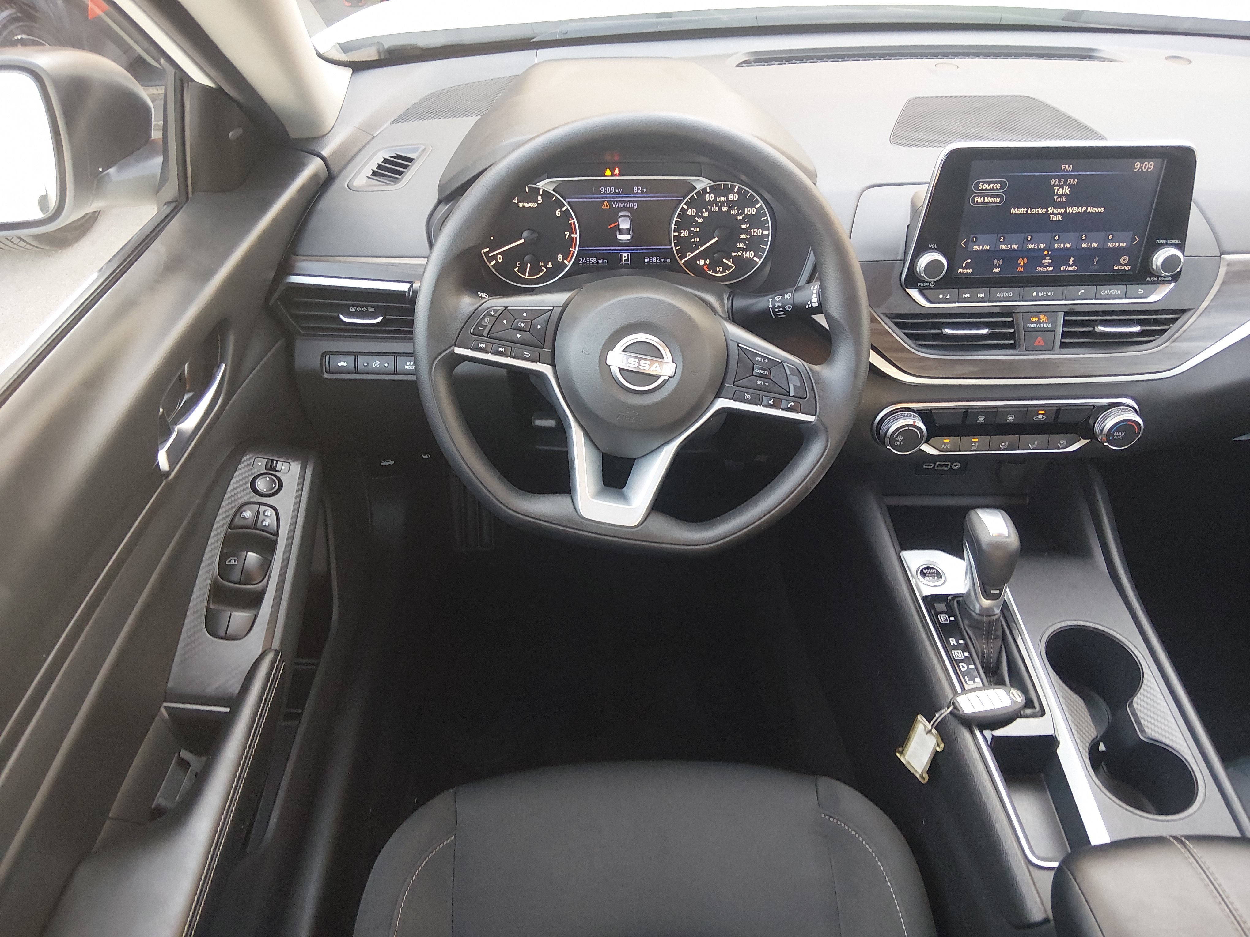 2025 Nissan Altima SV - Photo 17