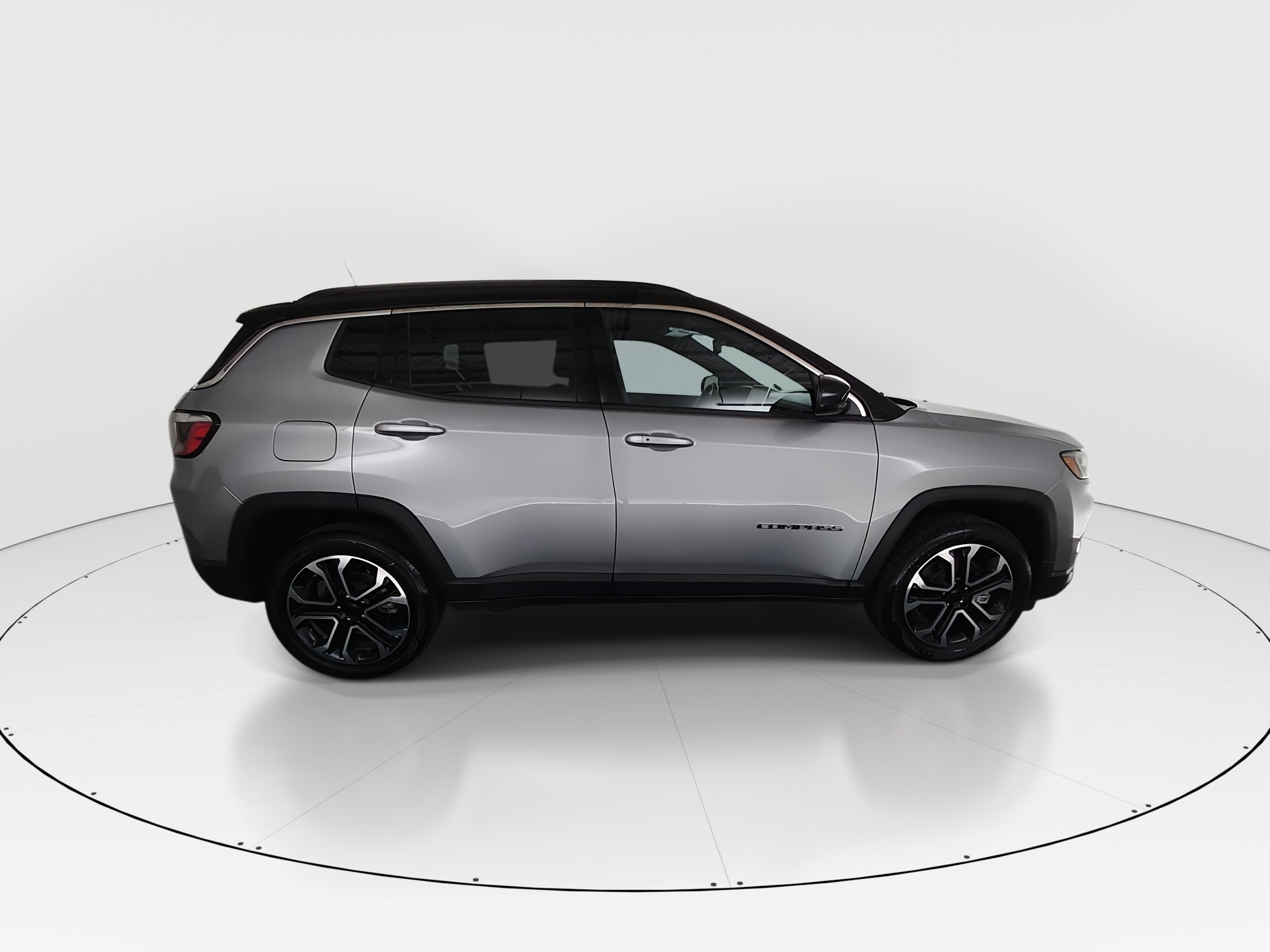 2024 Jeep Compass Limited - Photo 8
