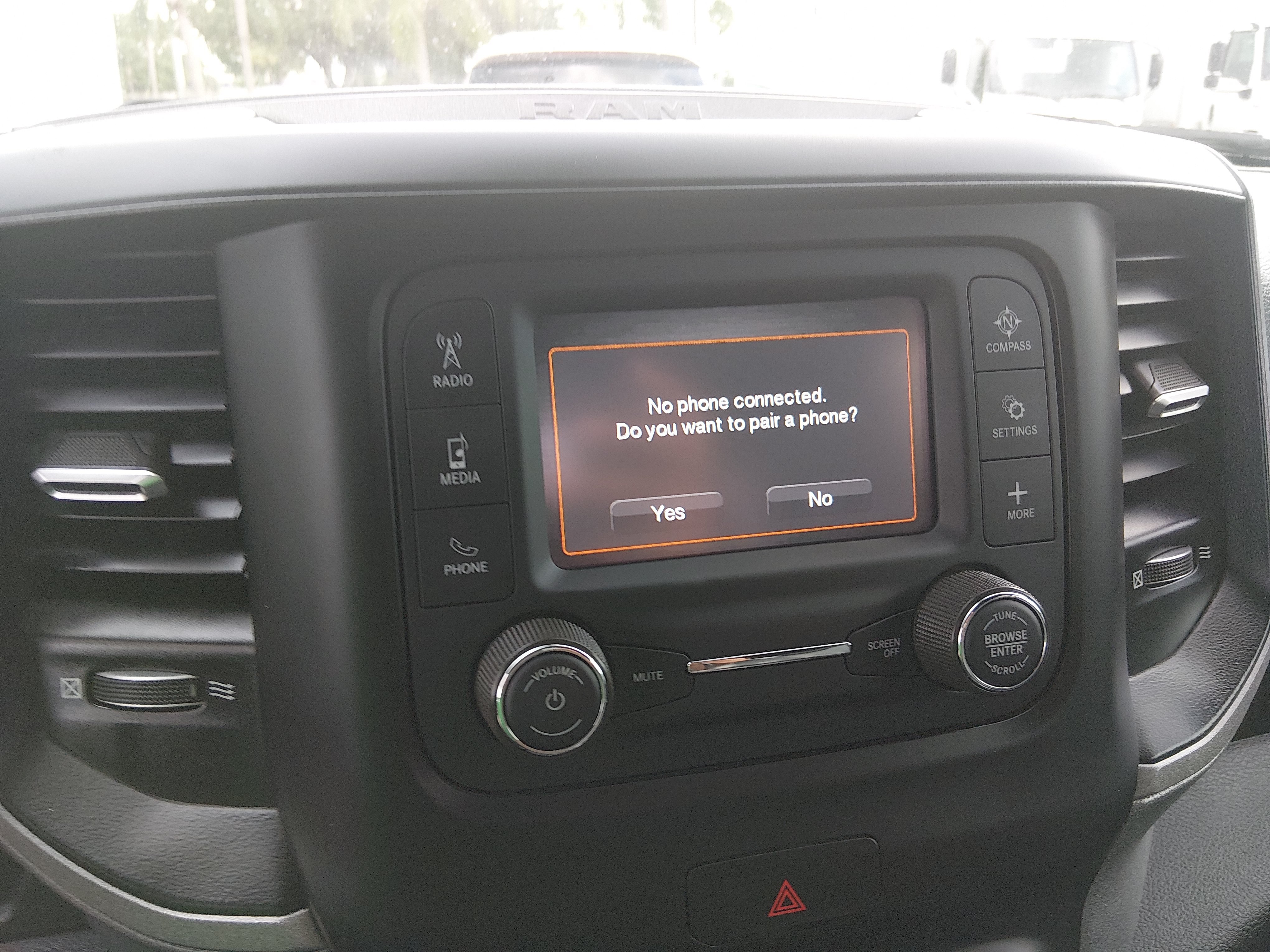 2024 RAM Ram 2500 Pickup Tradesman - Photo 18
