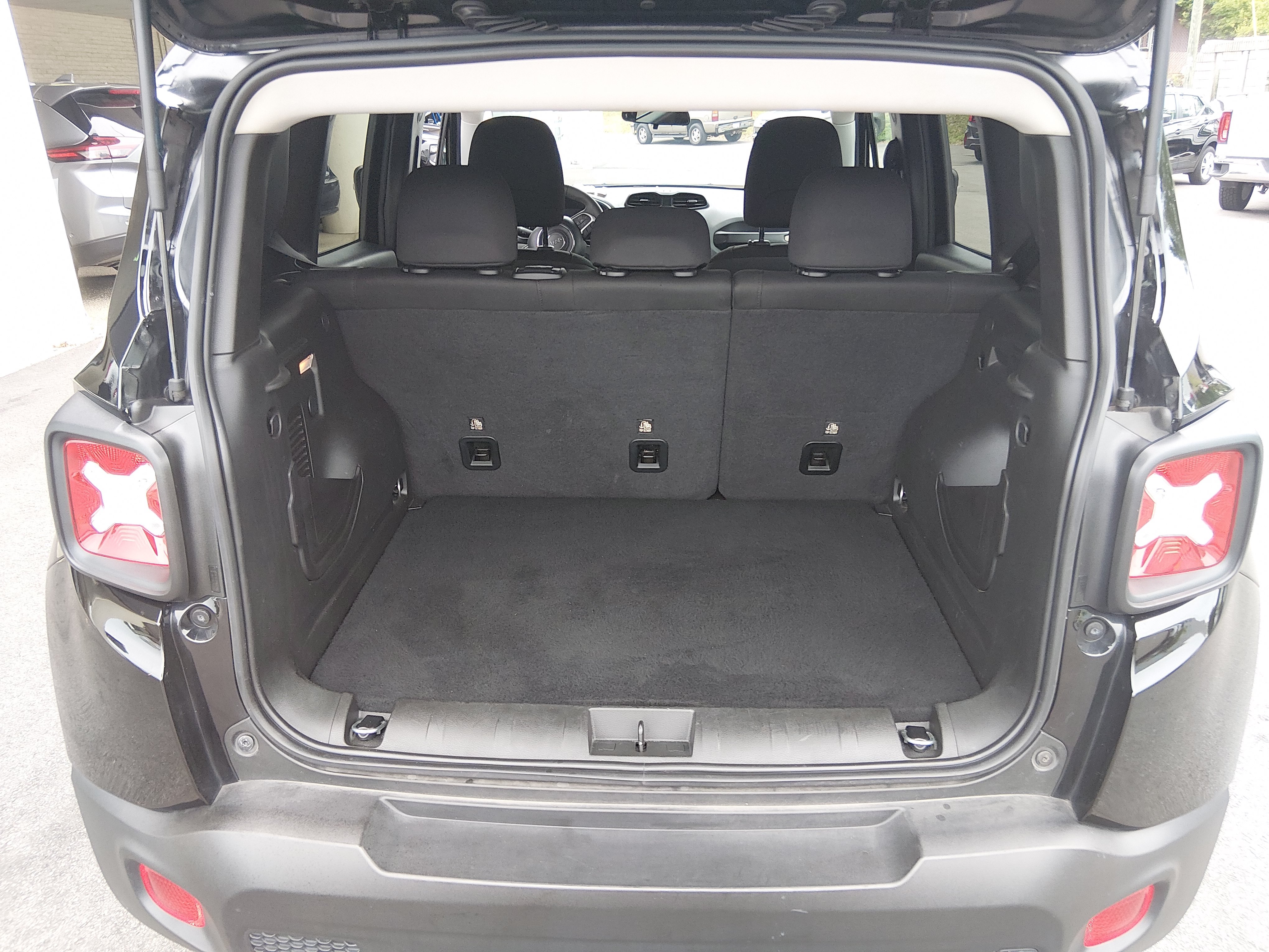 2023 Jeep Renegade Upland - Photo 11