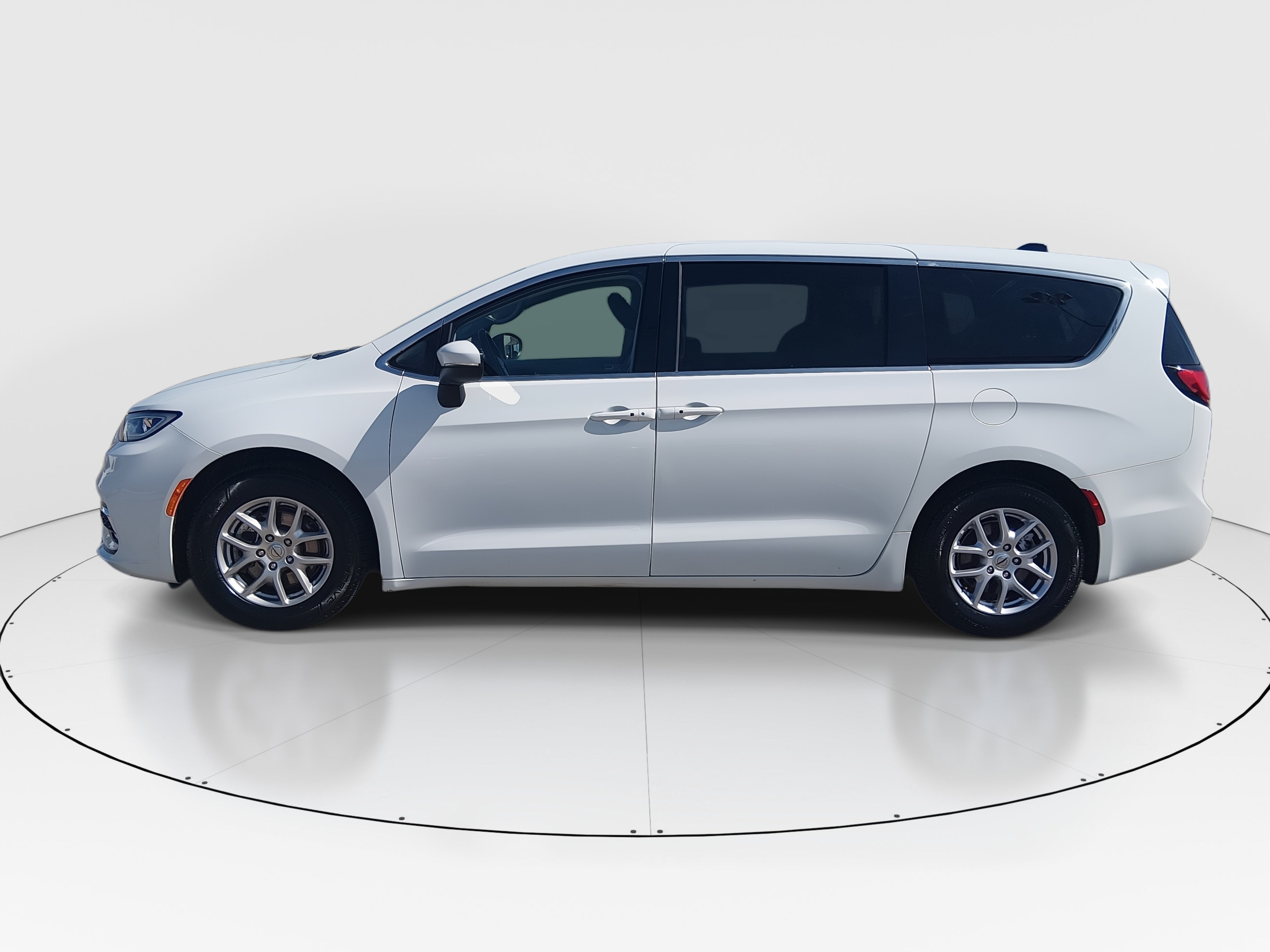 2023 Chrysler Pacifica 4