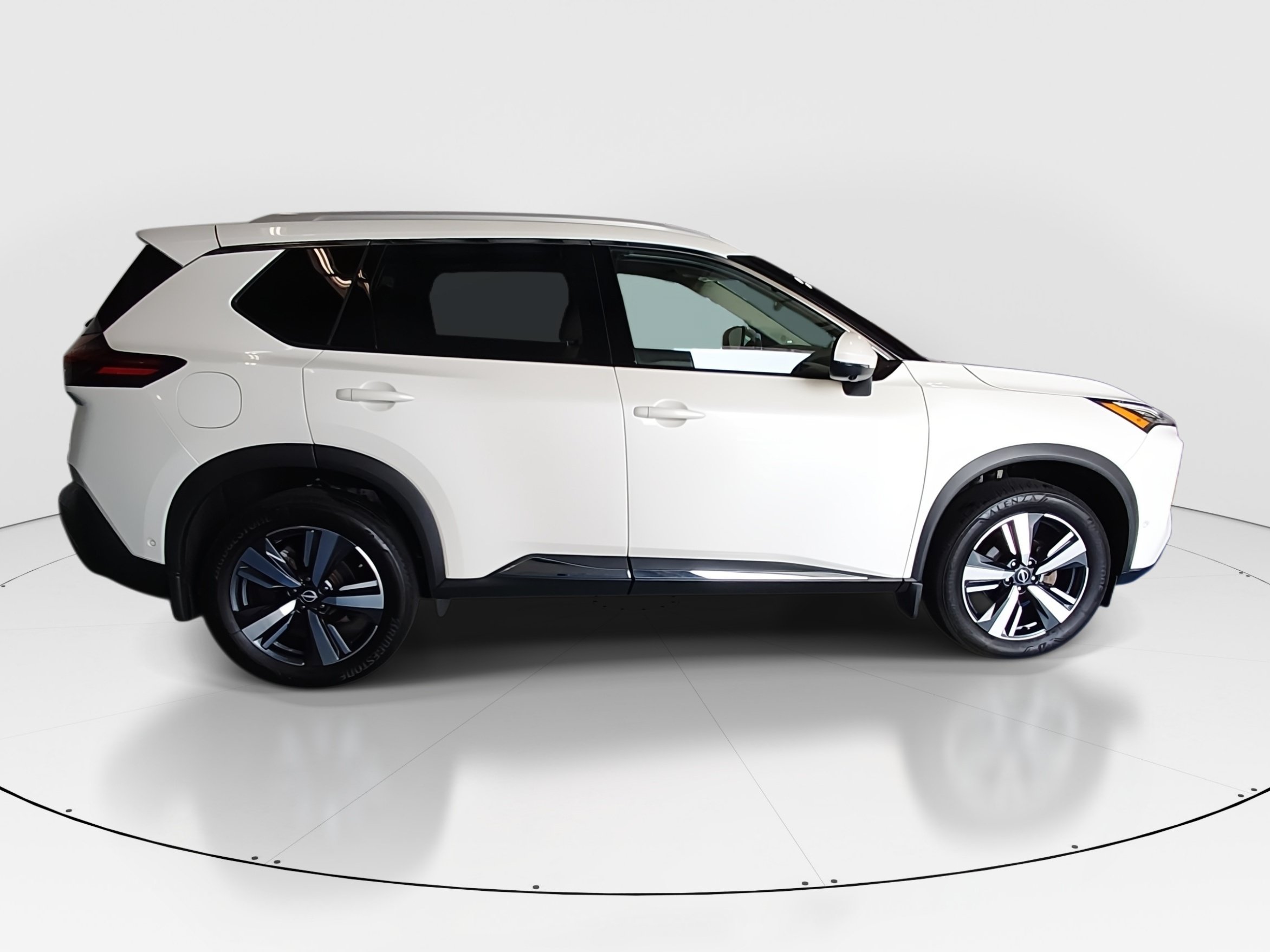 2023 Nissan Rogue SL - Photo 8
