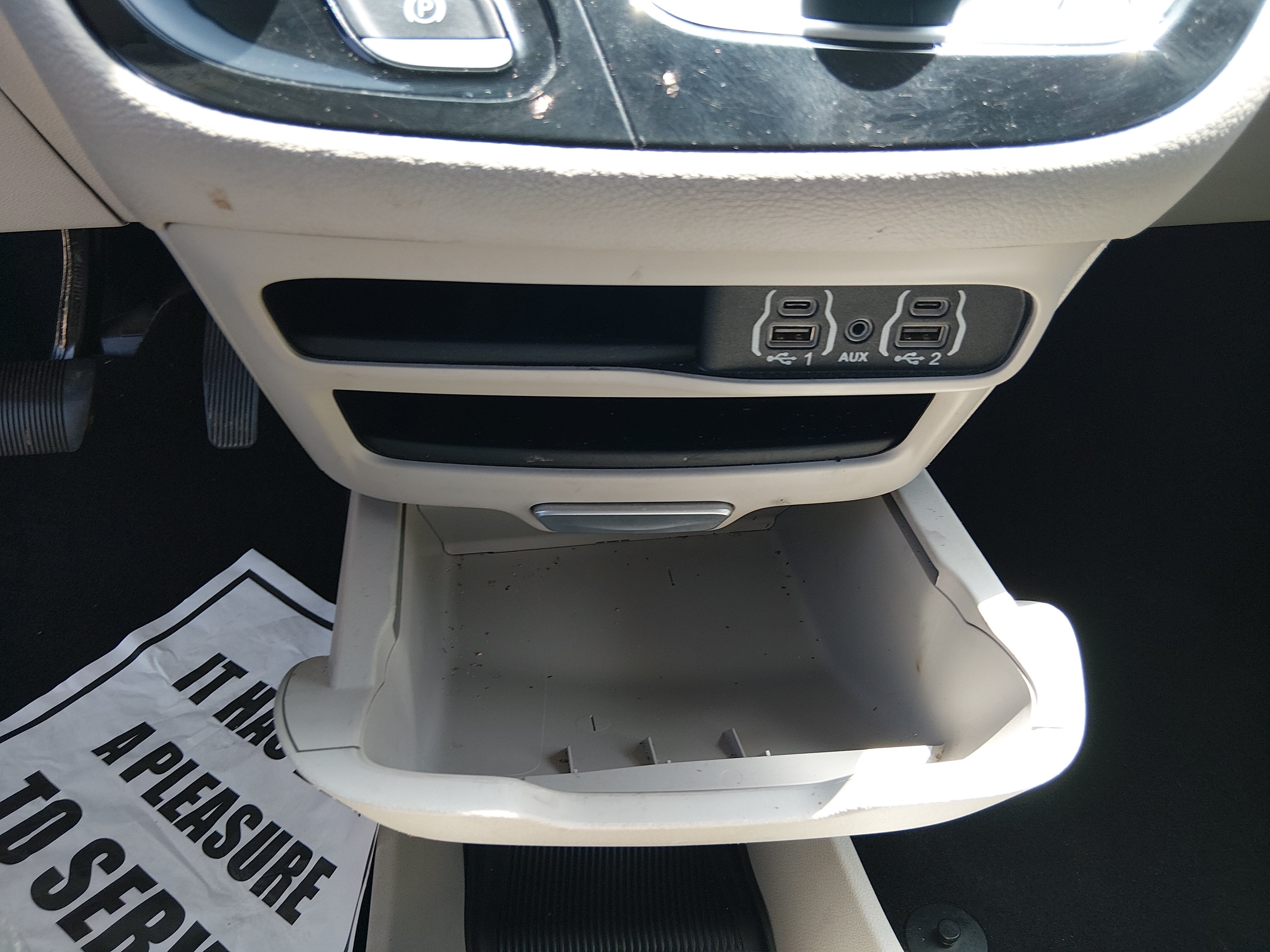 2024 Chrysler Pacifica PHEV Select - Photo 20