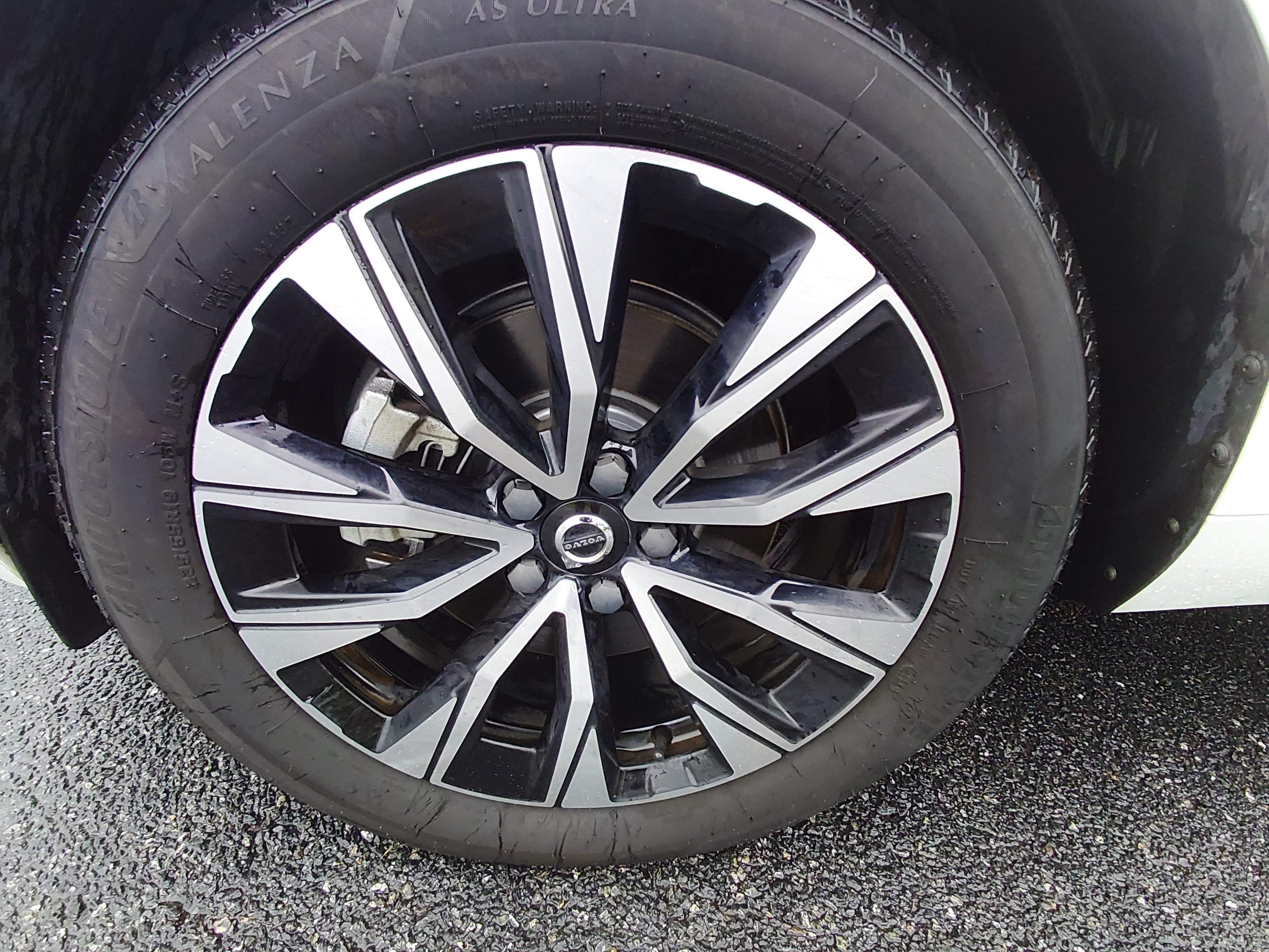 2023 Volvo XC60 Plus - Photo 10