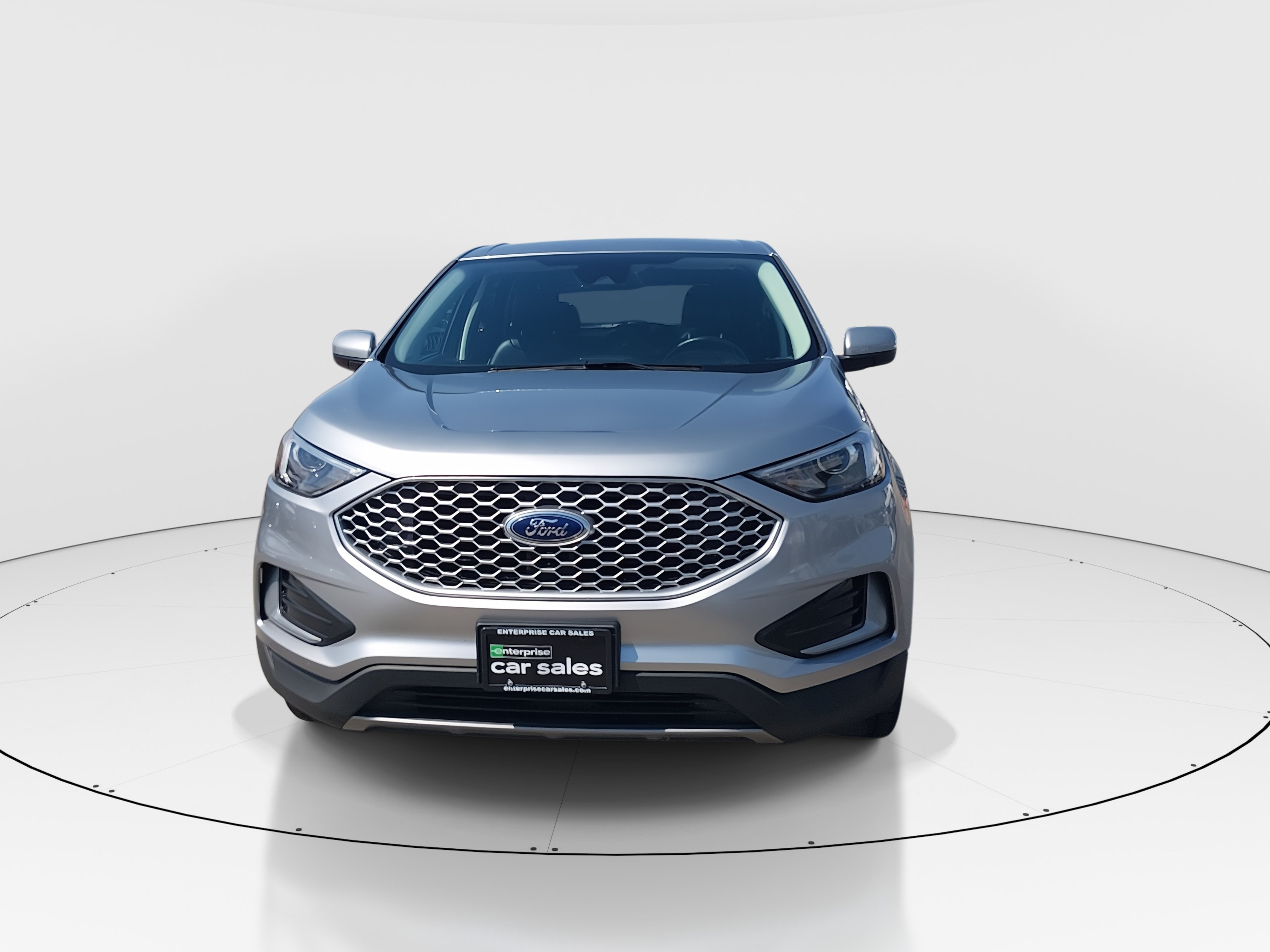 2024 Ford Edge 2