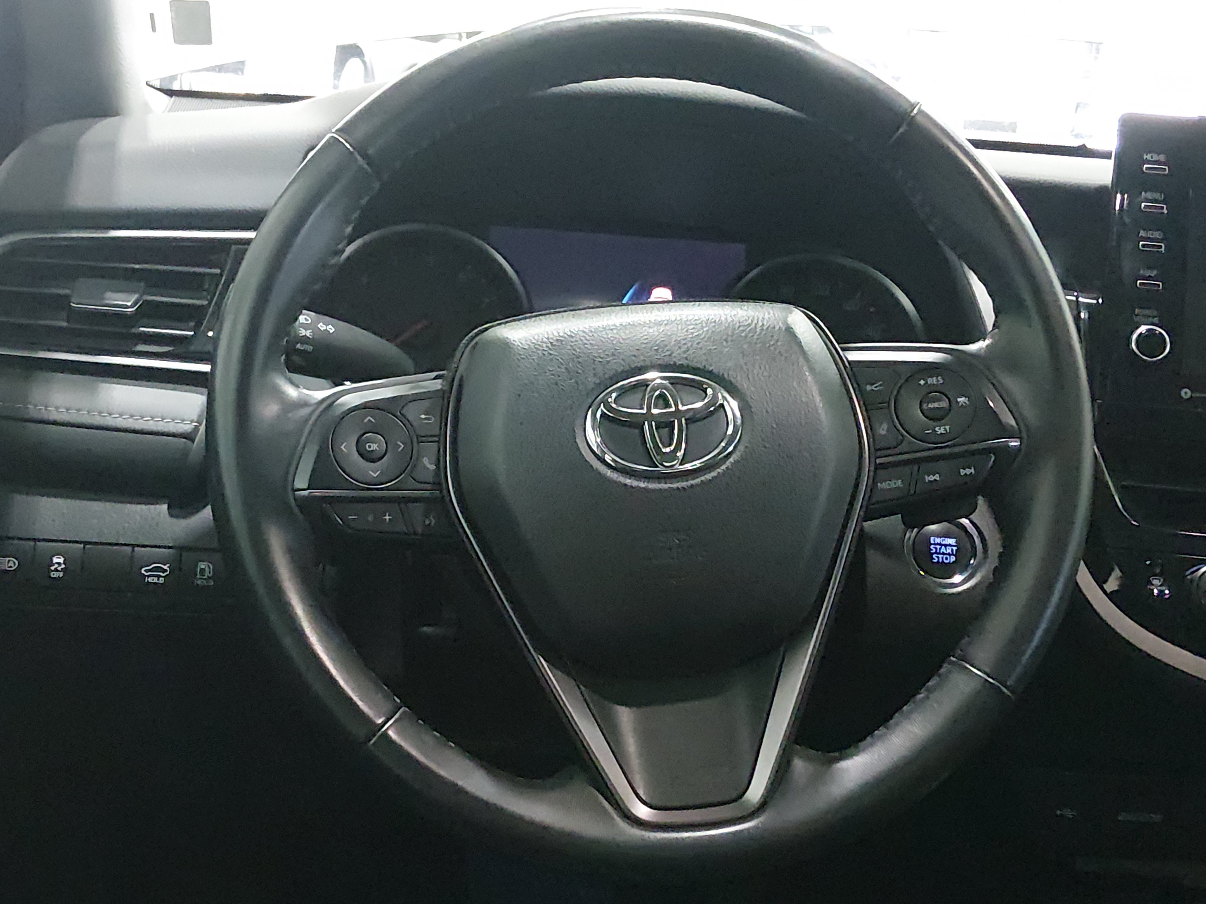 2024 Toyota Camry XSE - Photo 12
