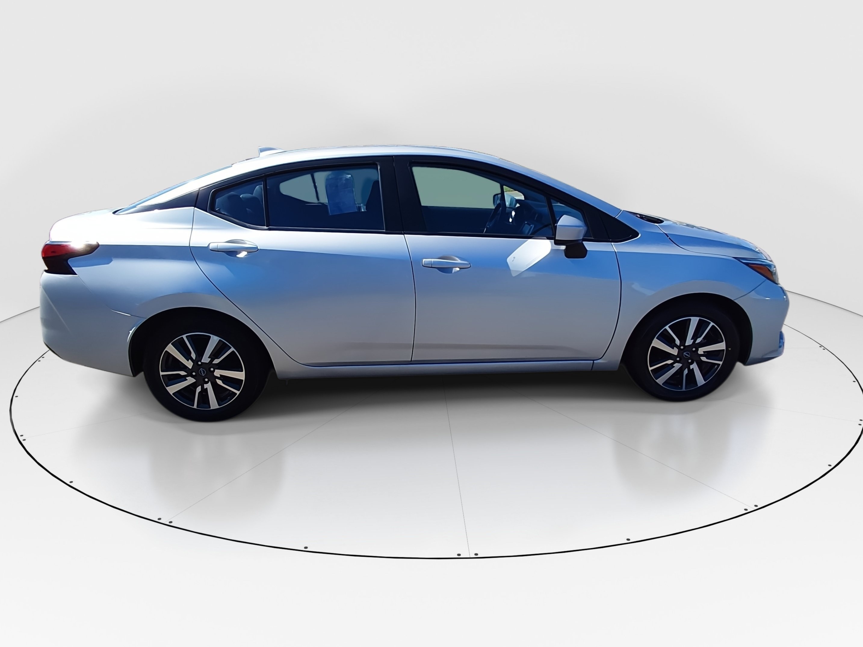 2025 Nissan Versa Sedan SV - Photo 8