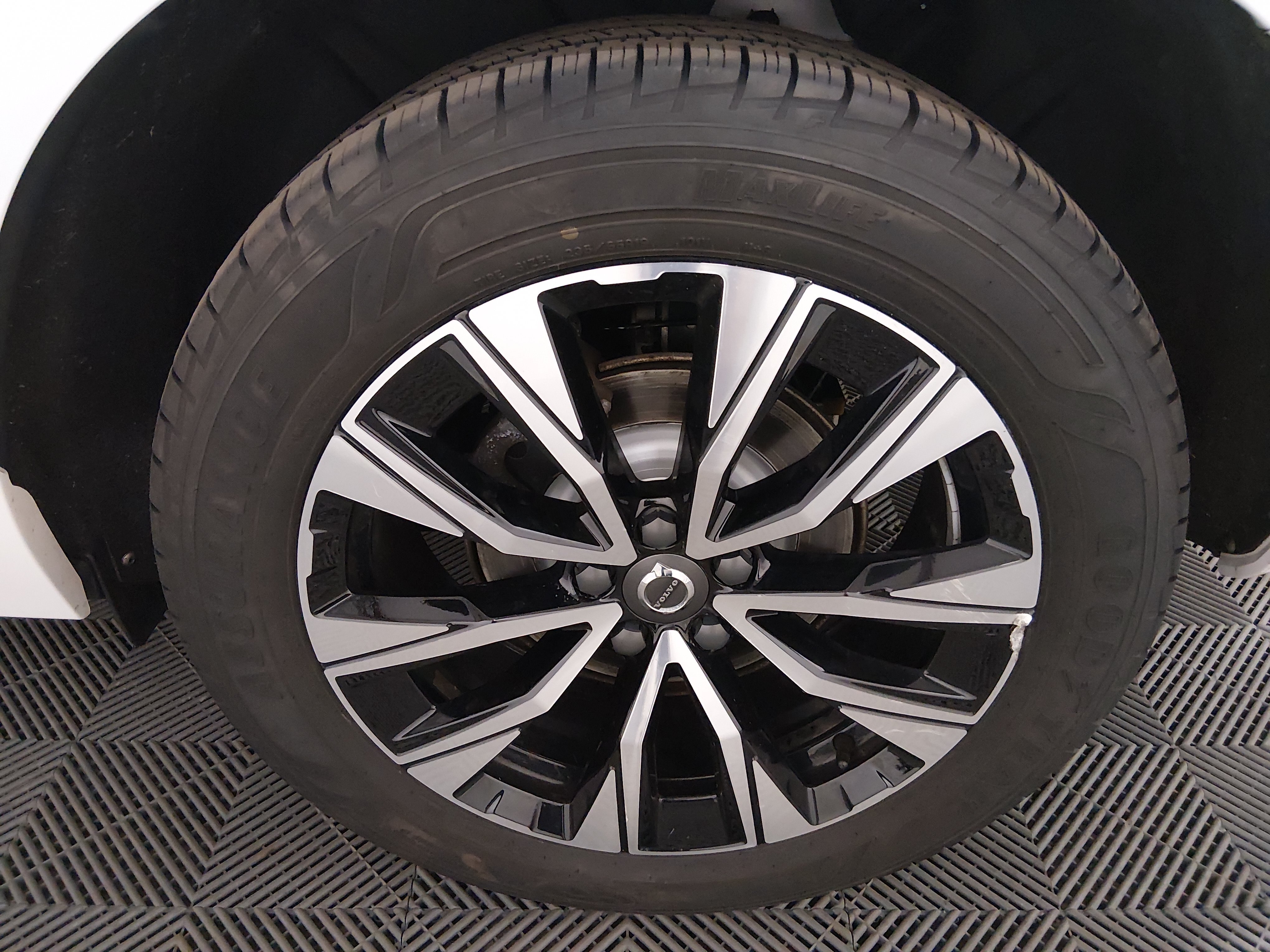 2023 Volvo XC60 Plus - Photo 10