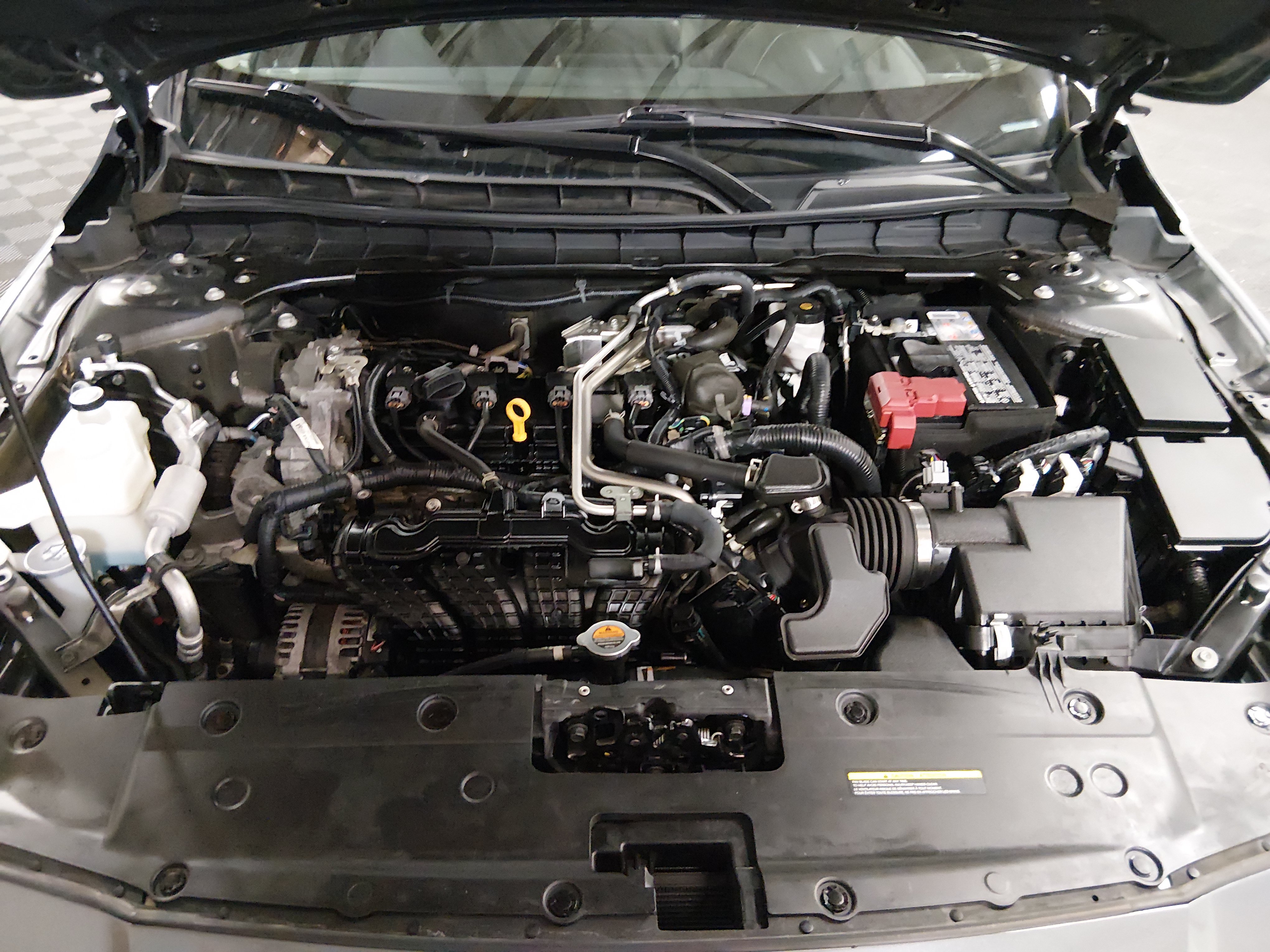 2024 Nissan Altima SR - Photo 9