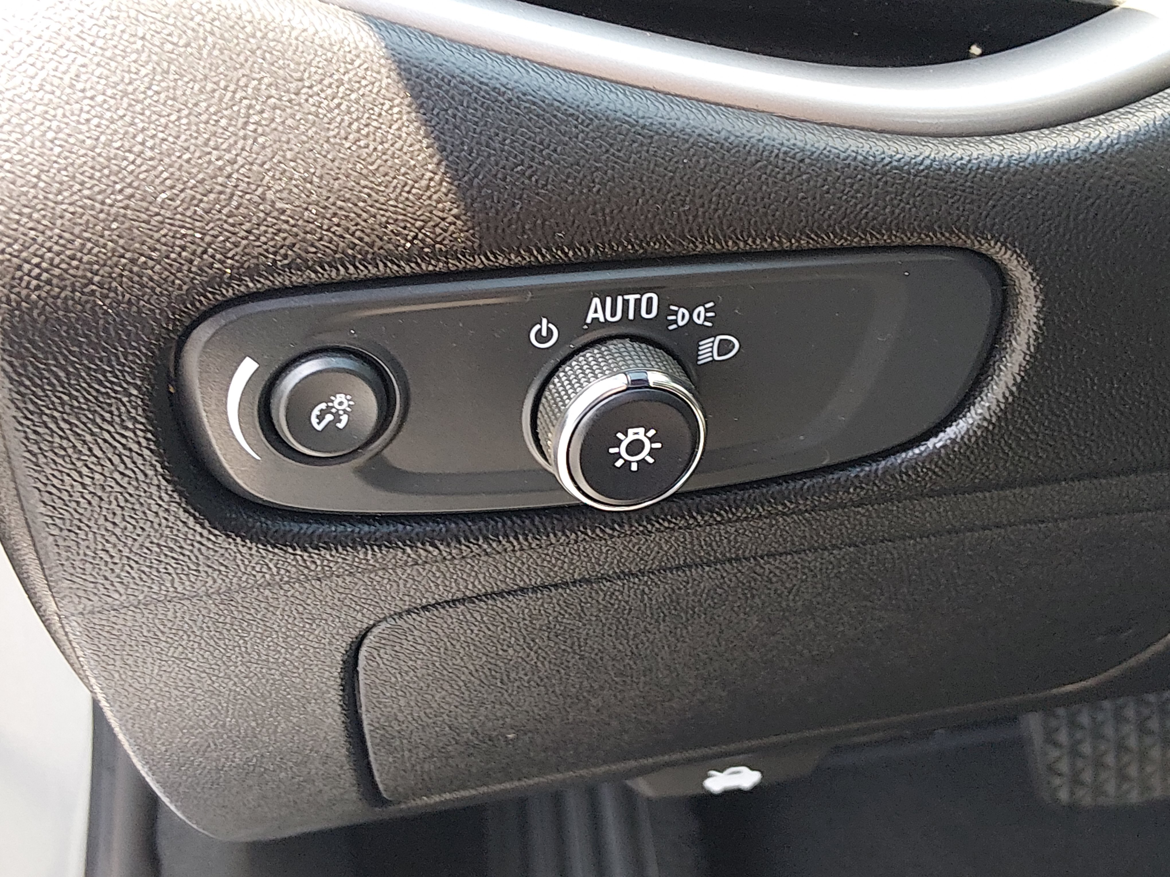 2024 Chevrolet Malibu 1LT - Photo 13
