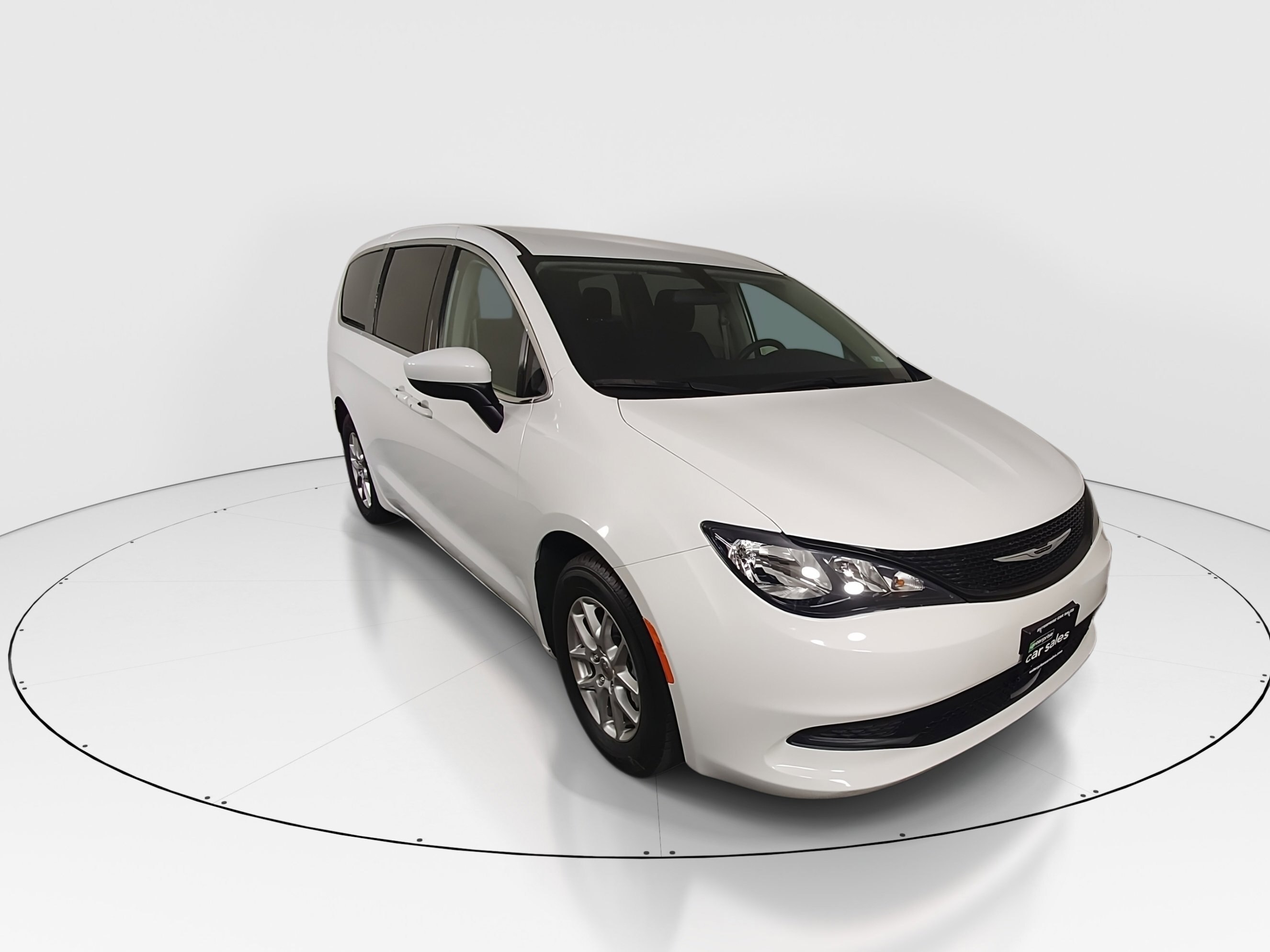 2022 Chrysler Voyager
