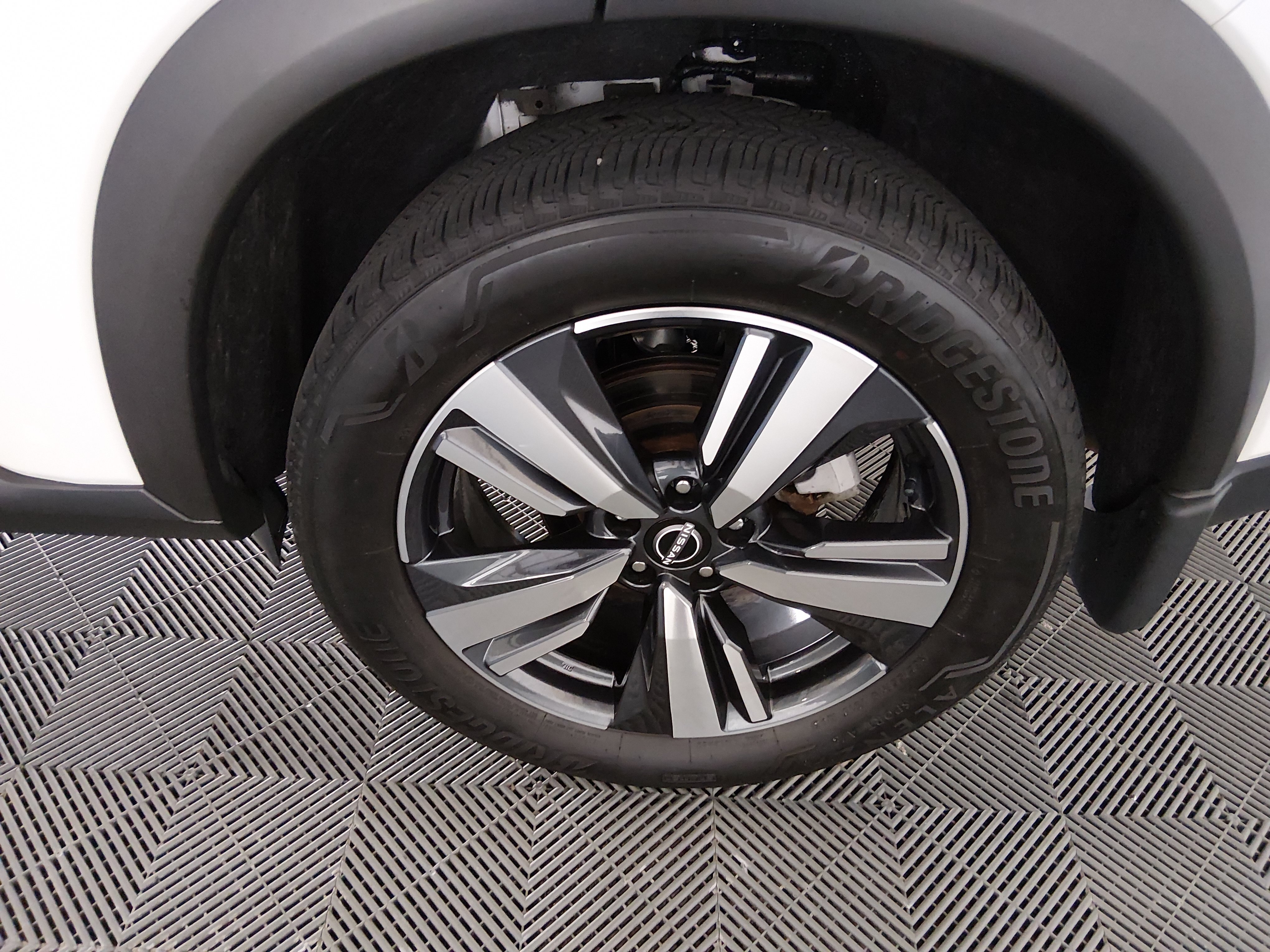2023 Nissan Rogue SL - Photo 10