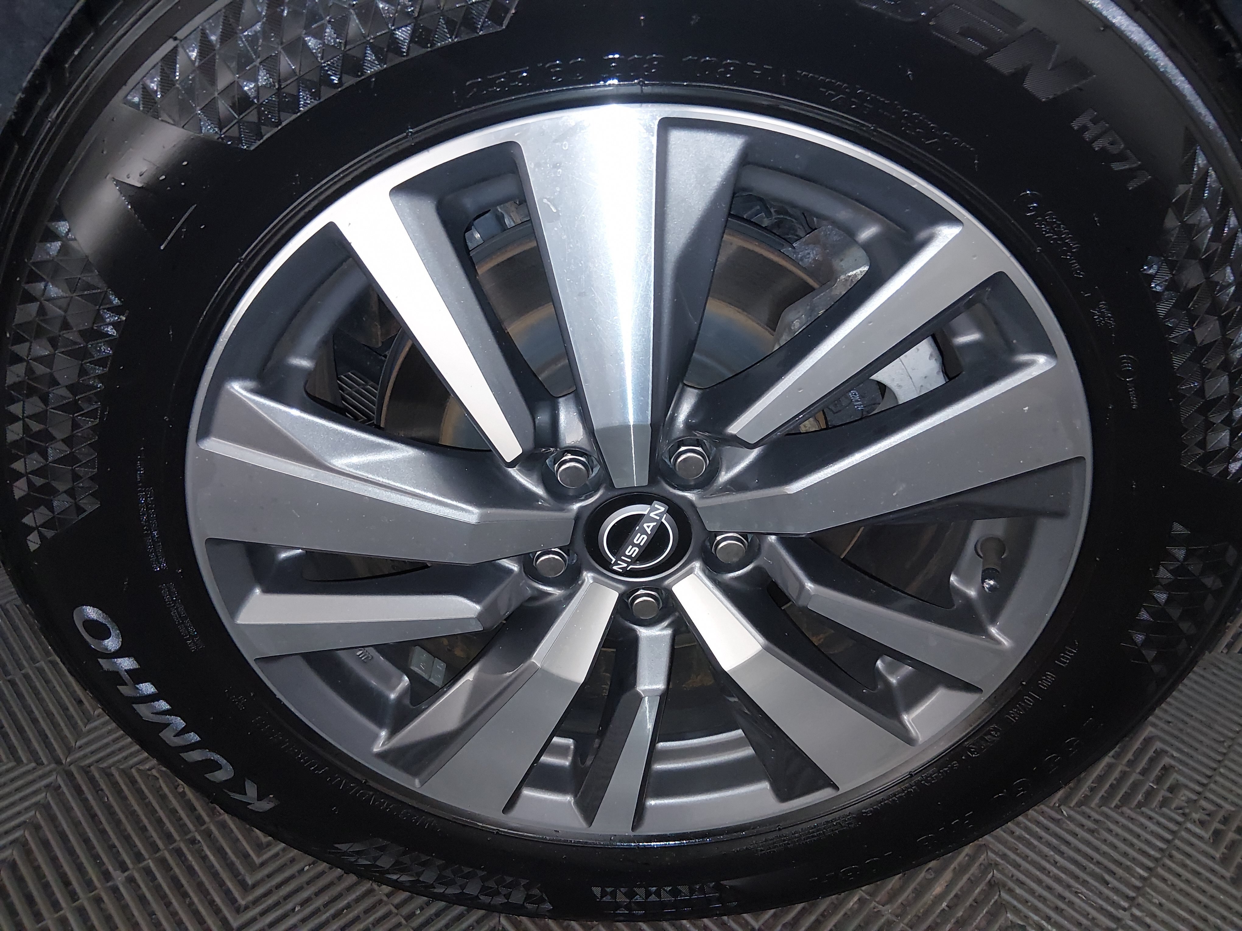 2024 Nissan Pathfinder SL - Photo 10