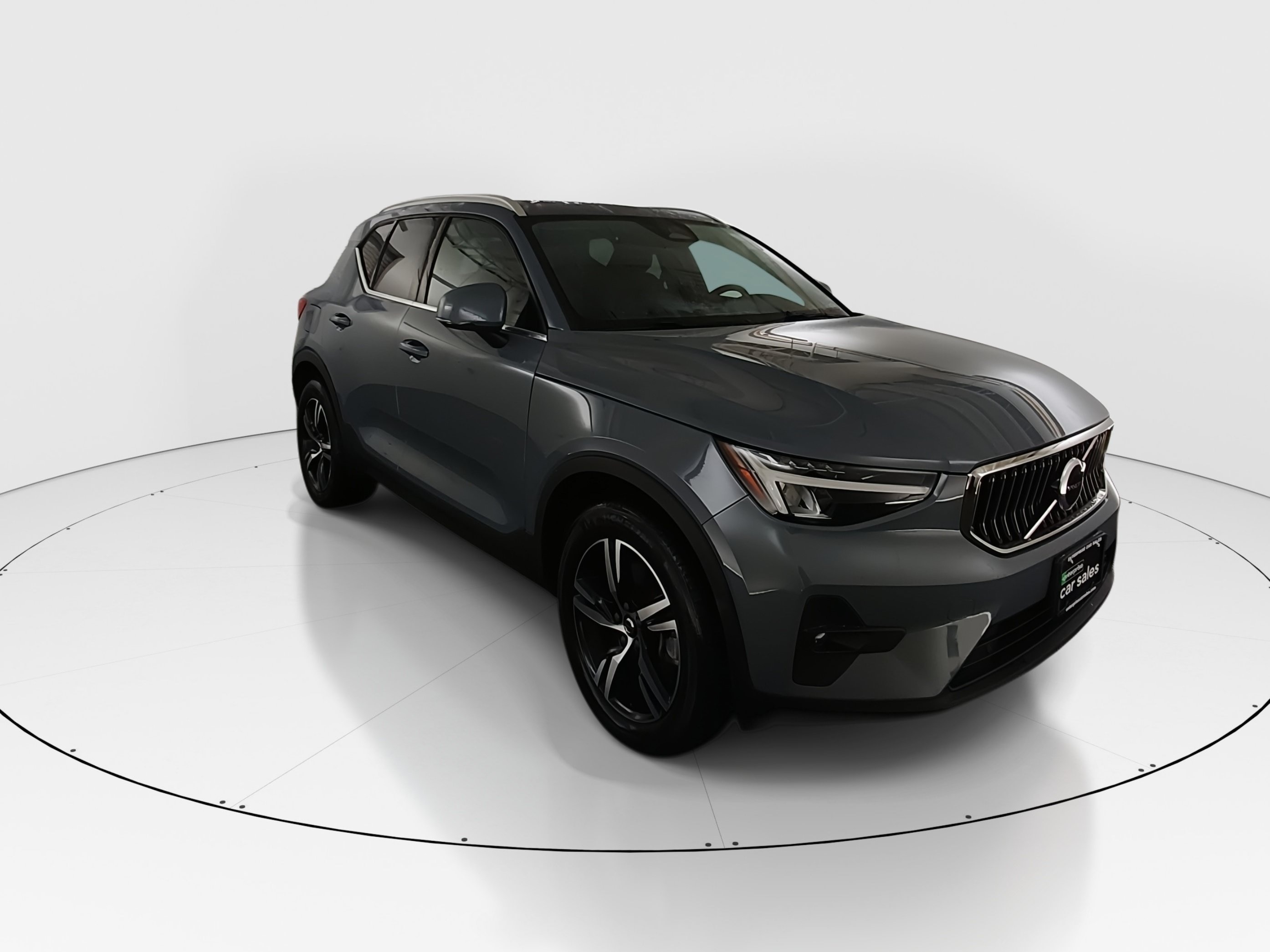 2023 Volvo XC40