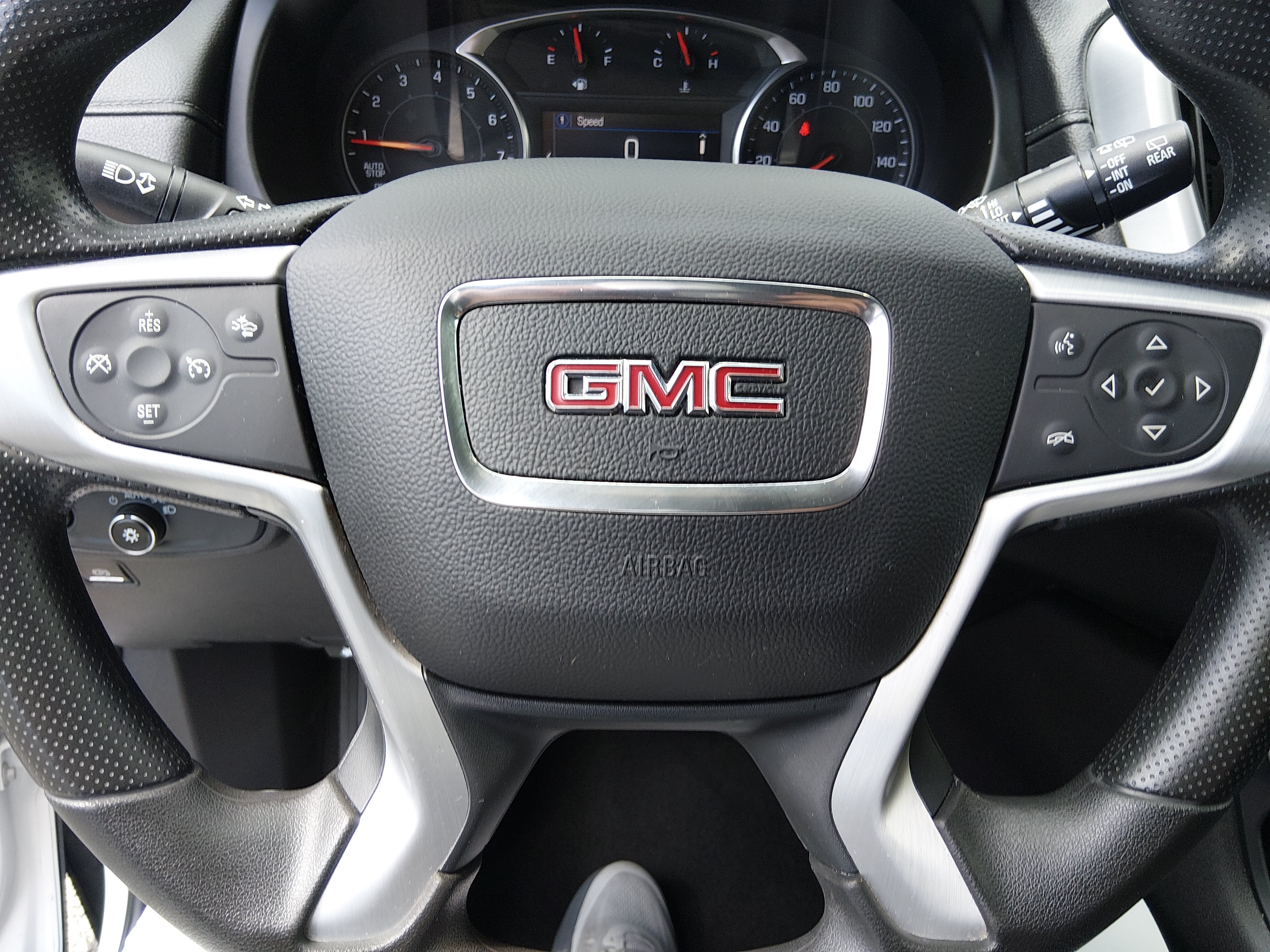 2024 GMC Terrain SLE - Photo 12