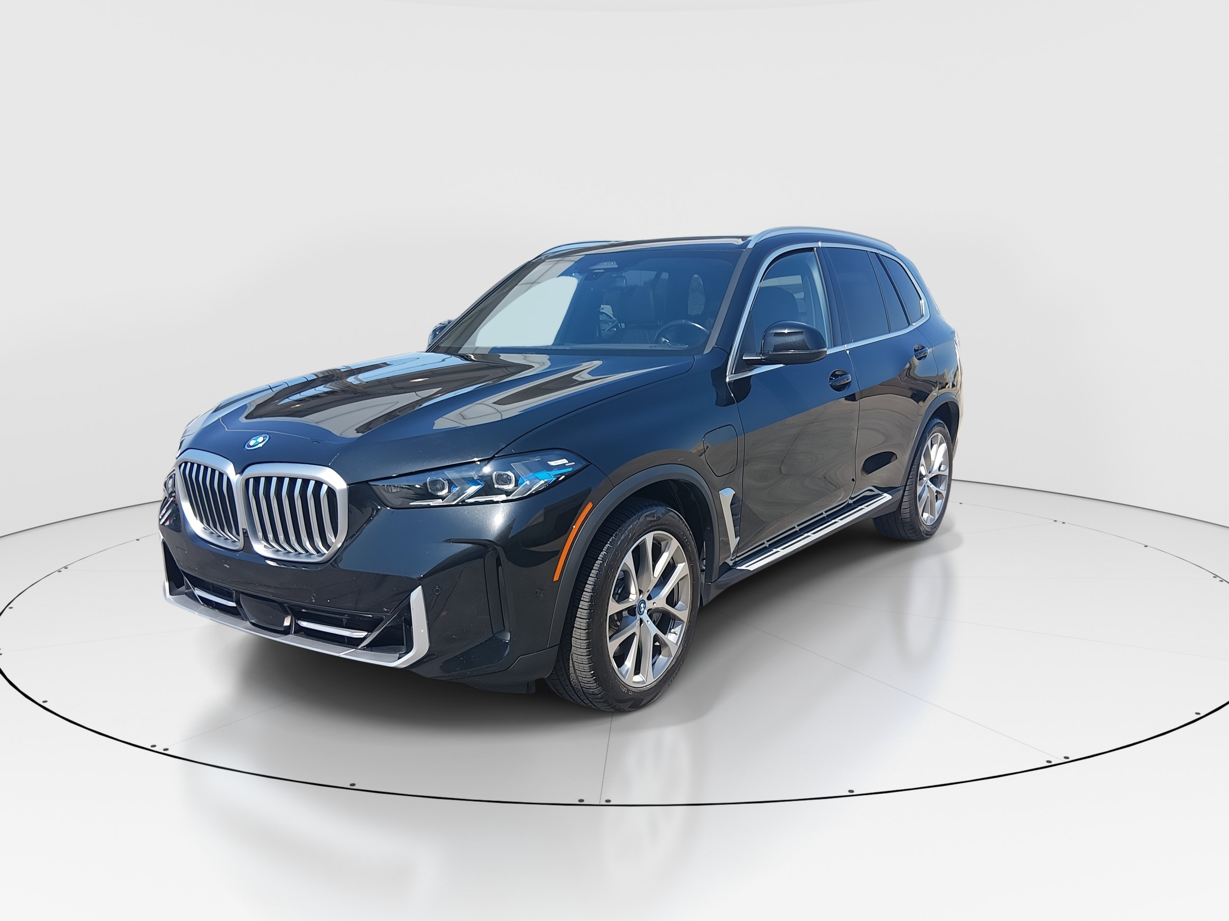 2025 BMW X5 50e - Photo 3