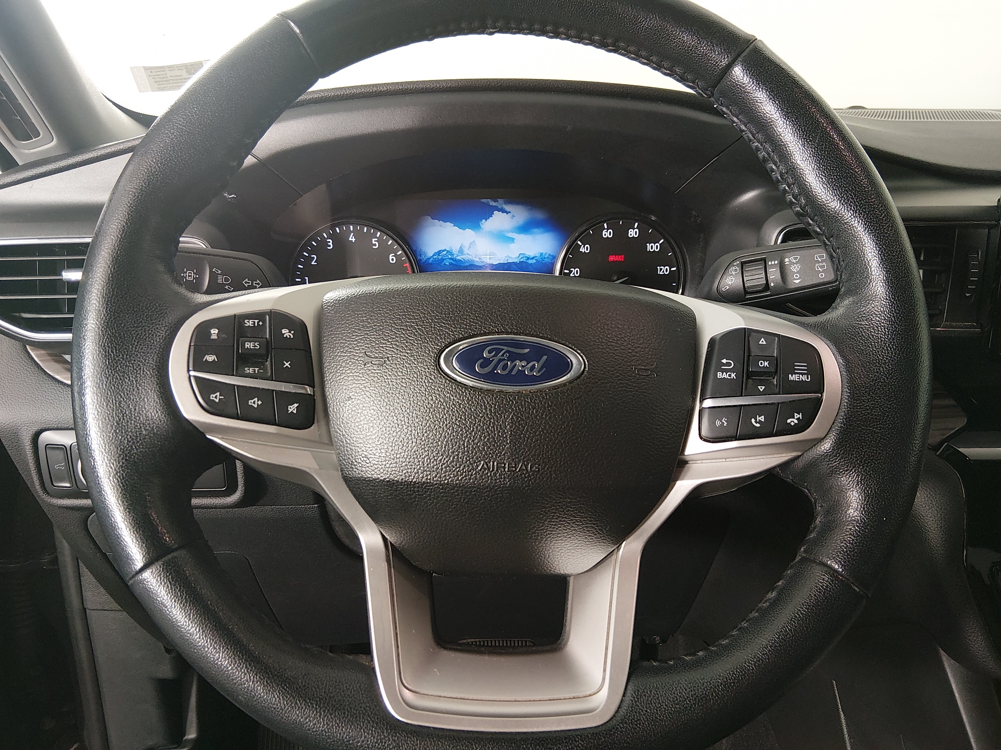 2023 Ford Explorer Limited - Photo 12