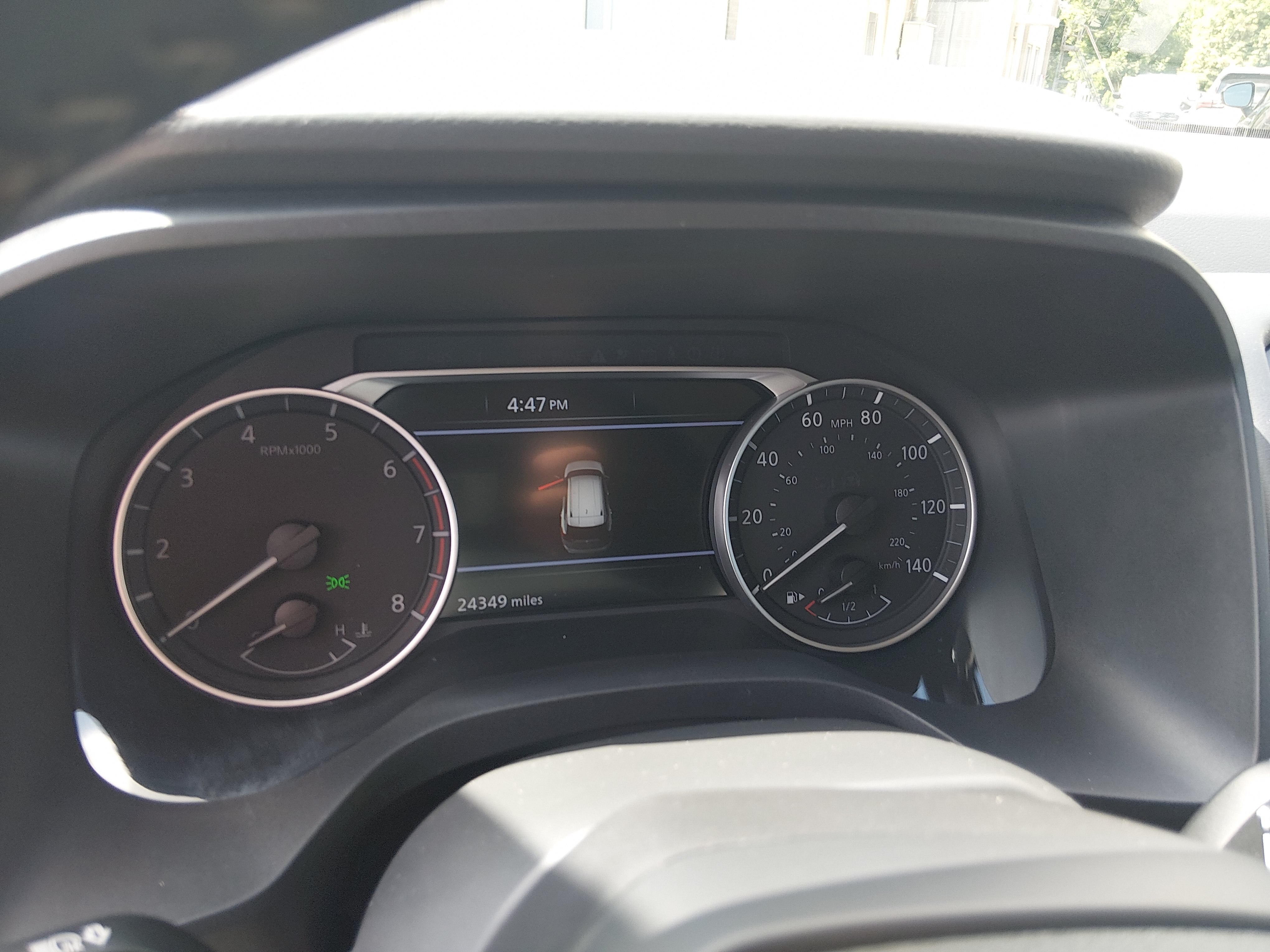 2025 Nissan Rogue SV - Photo 14
