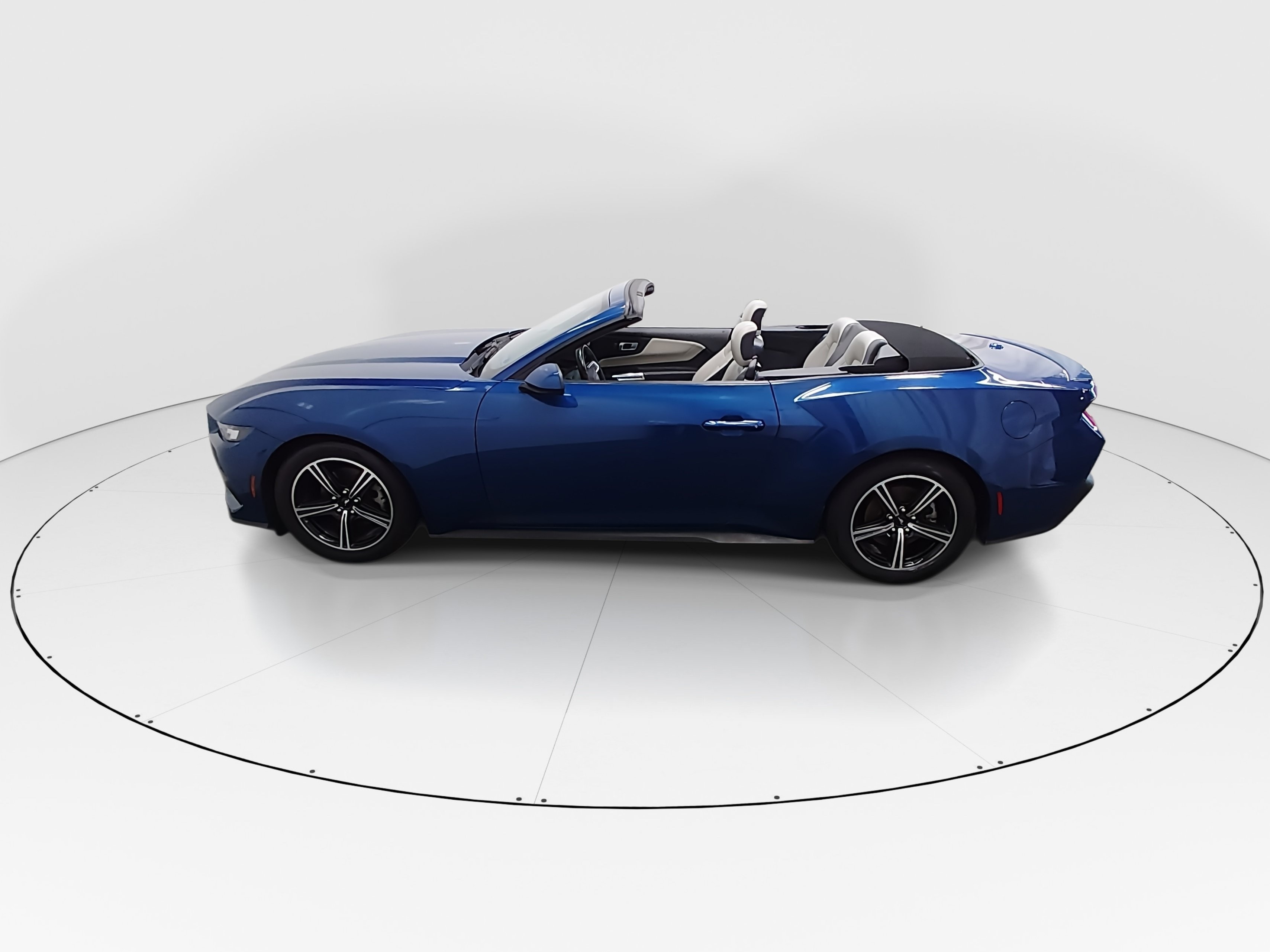 2024 Ford Mustang EcoBoost Premium - Photo 4