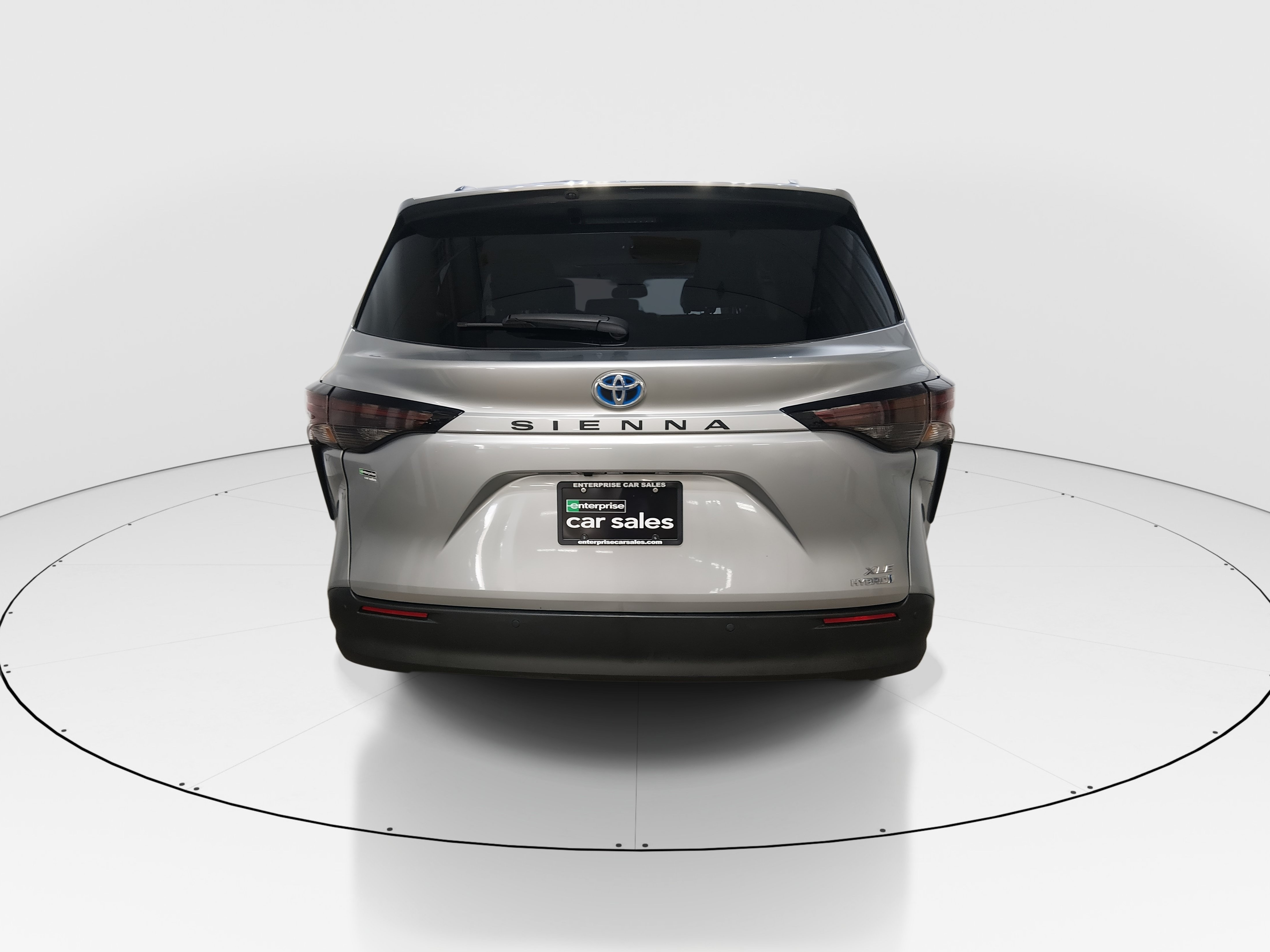 2024 Toyota Sienna XLE - Photo 6
