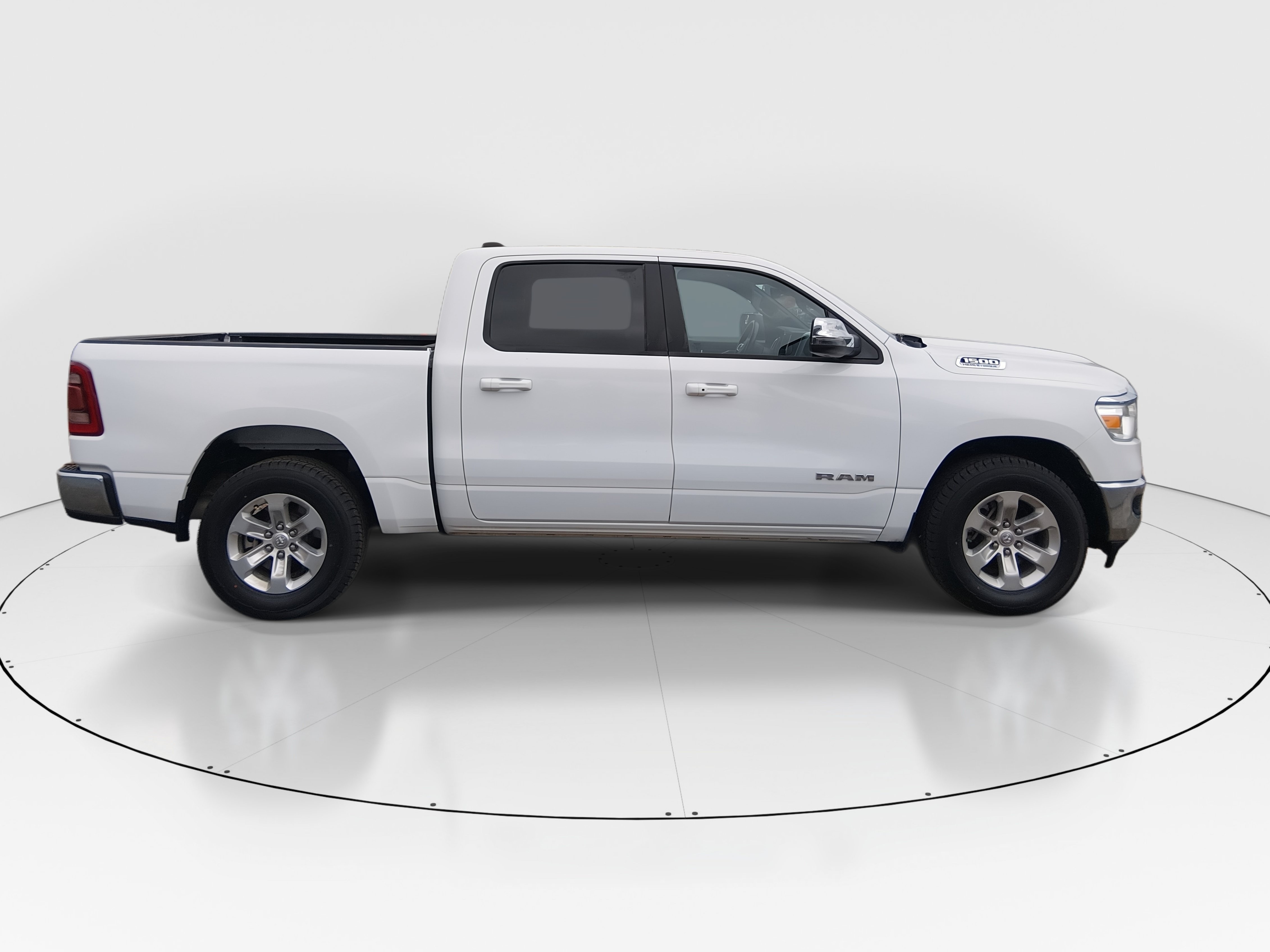 2024 RAM Ram 1500 Pickup Laramie - Photo 8