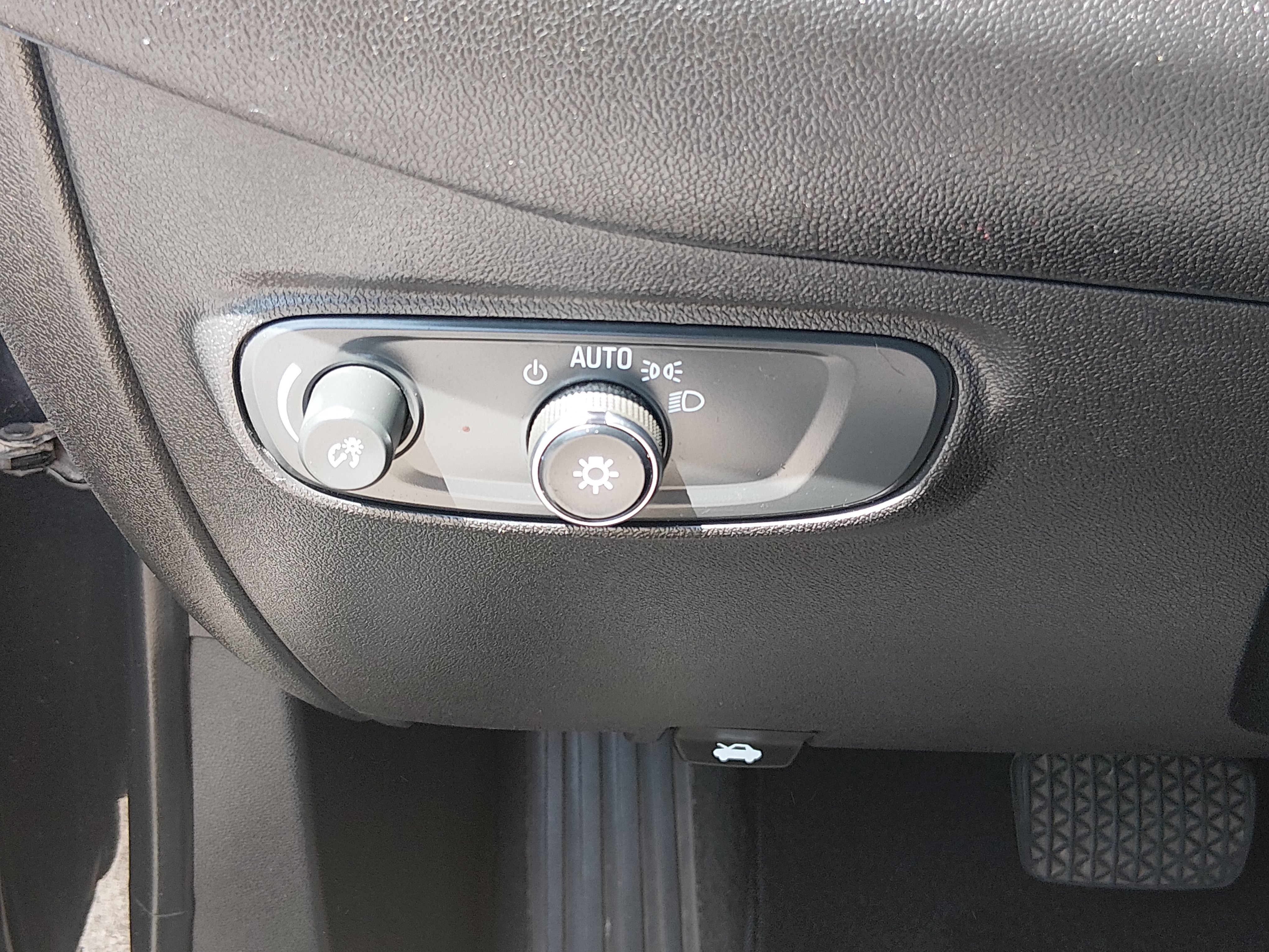 2023 Chevrolet Equinox LT - Photo 13