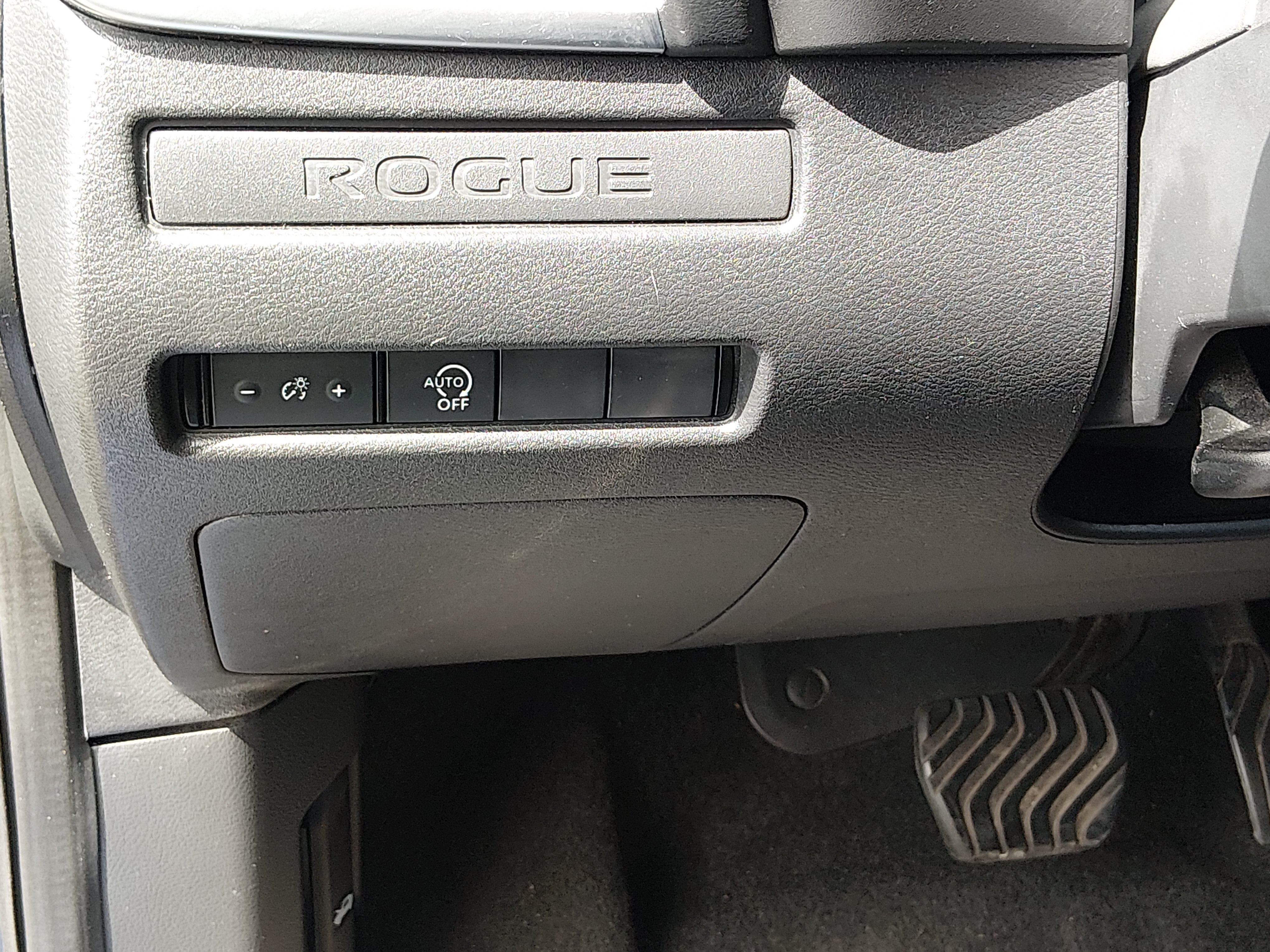 2023 Nissan Rogue S - Photo 13