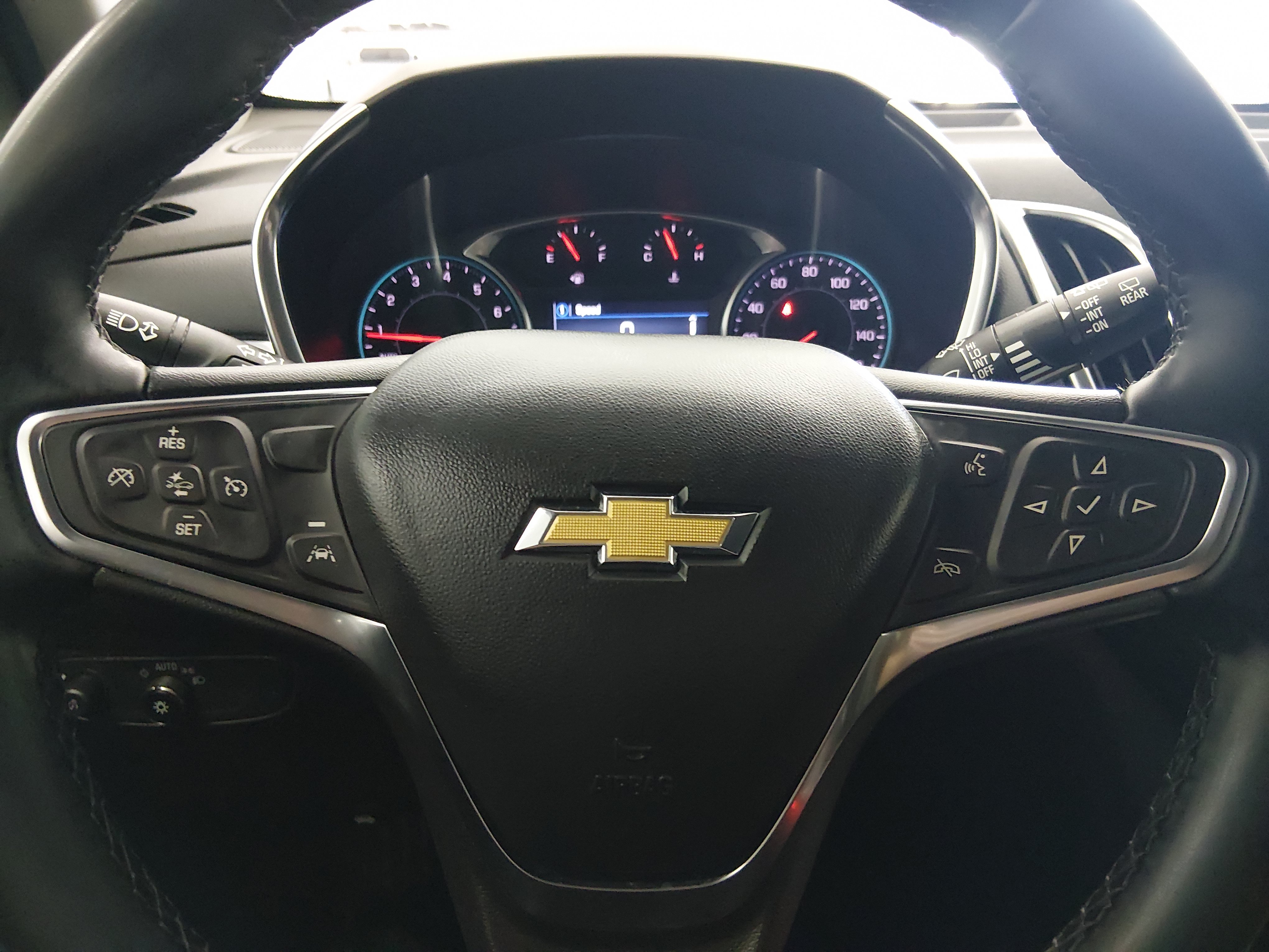 2024 Chevrolet Equinox LT - Photo 12