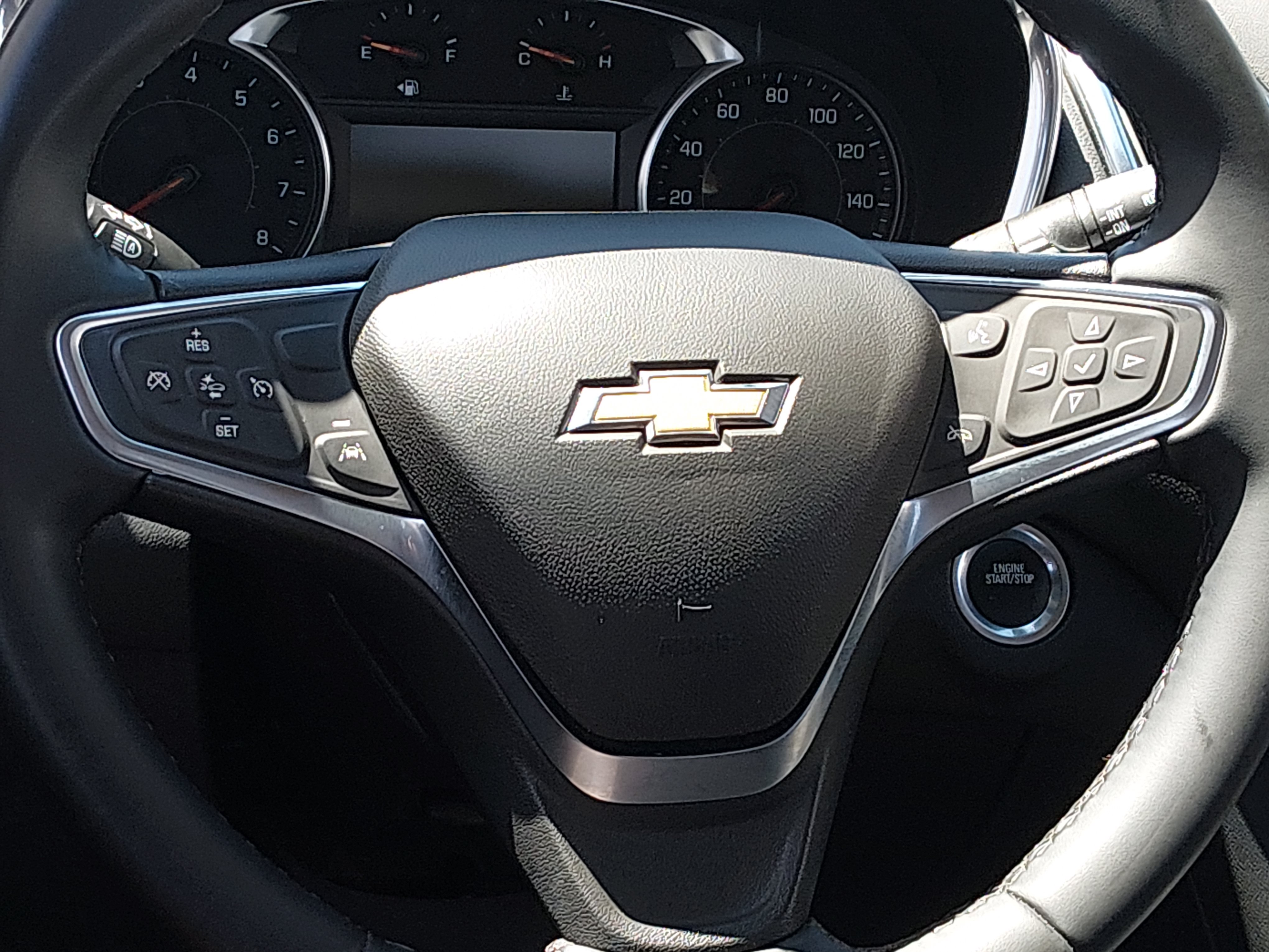2024 Chevrolet Equinox LT - Photo 12